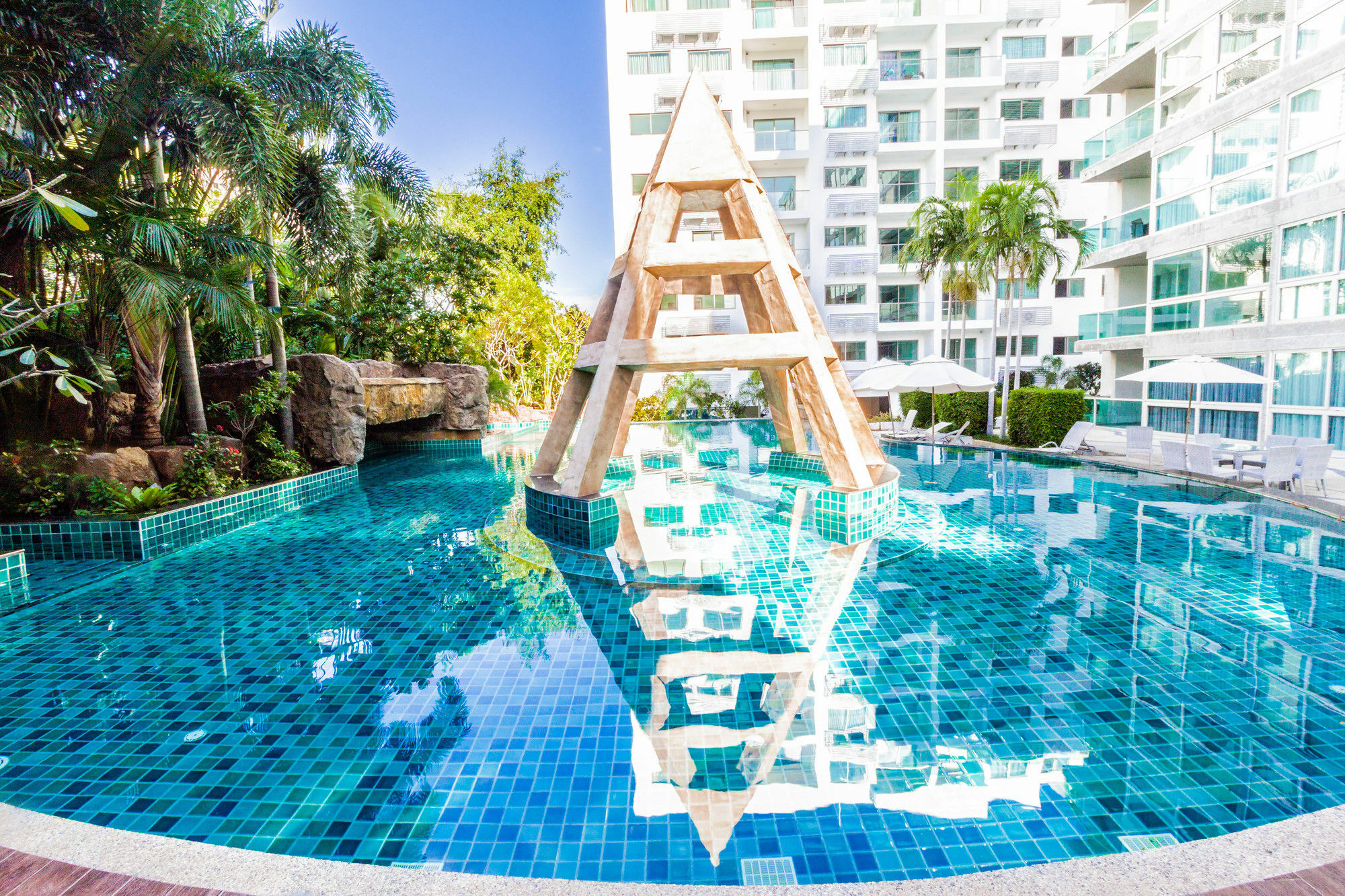 Apartment Club Royal Wongamat By Pattaya Sunny Bang Lamung