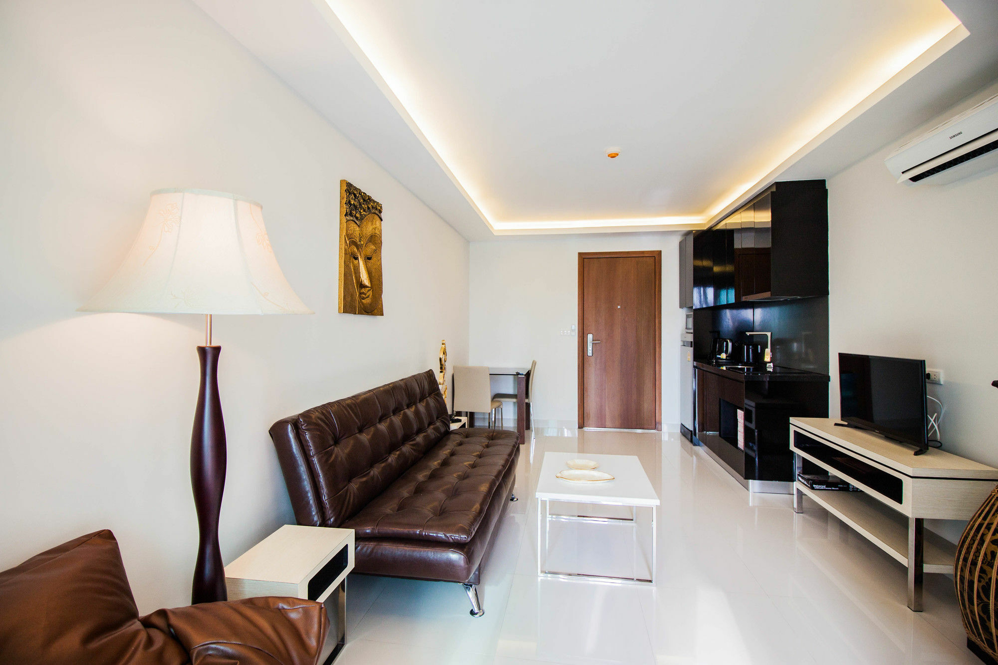 Club Royal Wongamat By Pattaya Sunny Apartment Bang Lamung