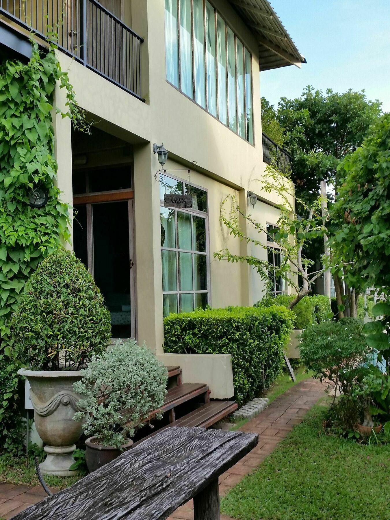 Inn De