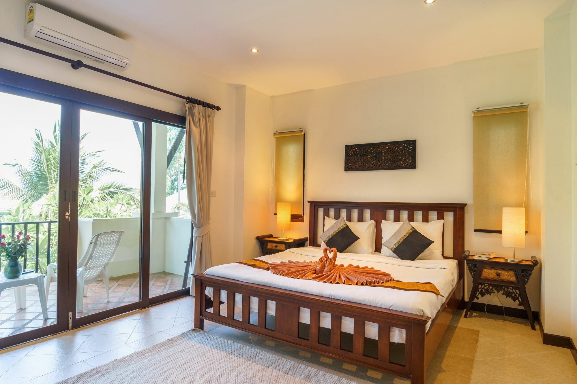 Maenam Hills Samui Resort 3*