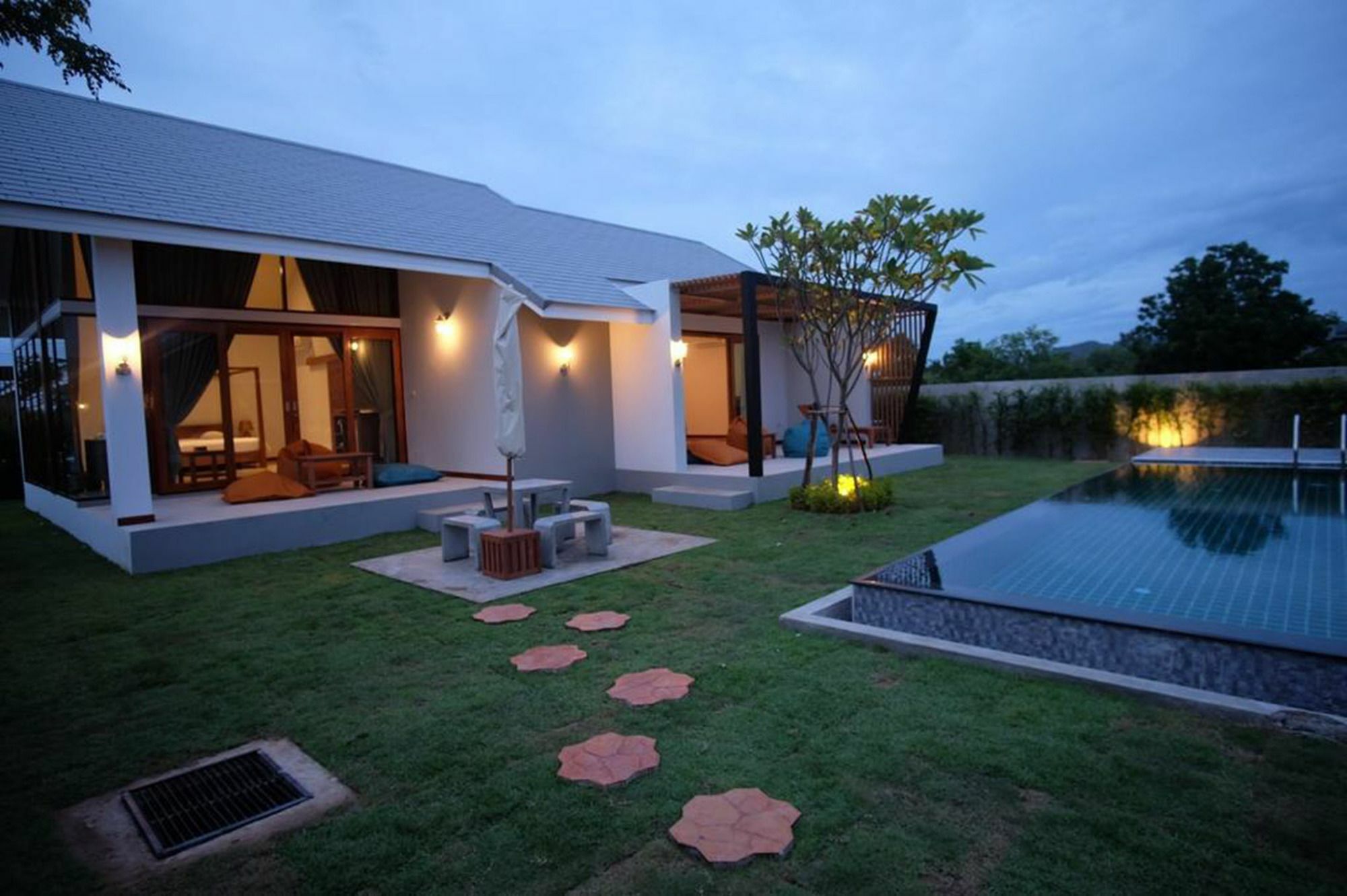 Proud Hua Hin Hotel Ban Nong Sakae