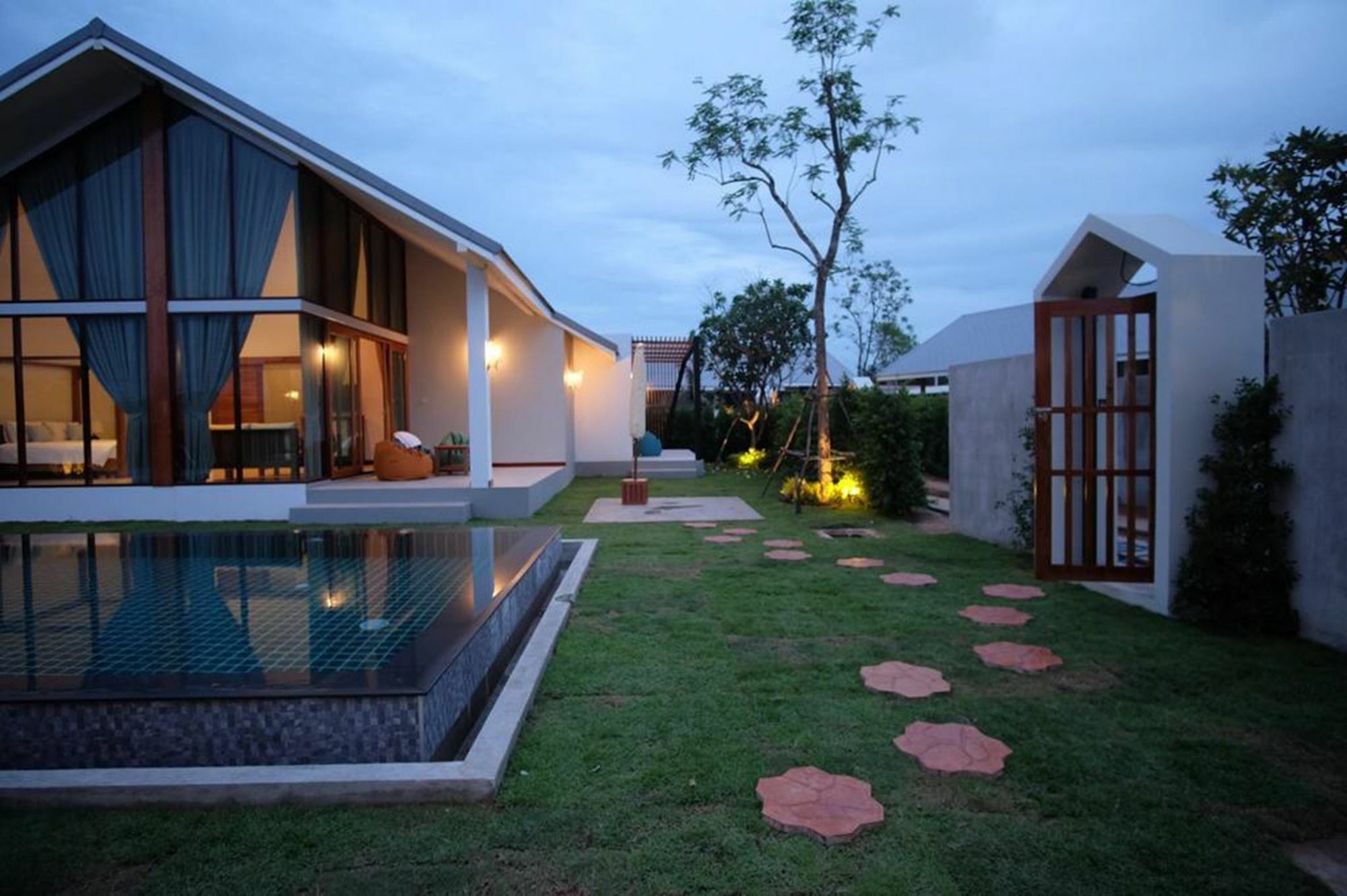 Hotel Proud Hua Hin Ban Nong Sakae