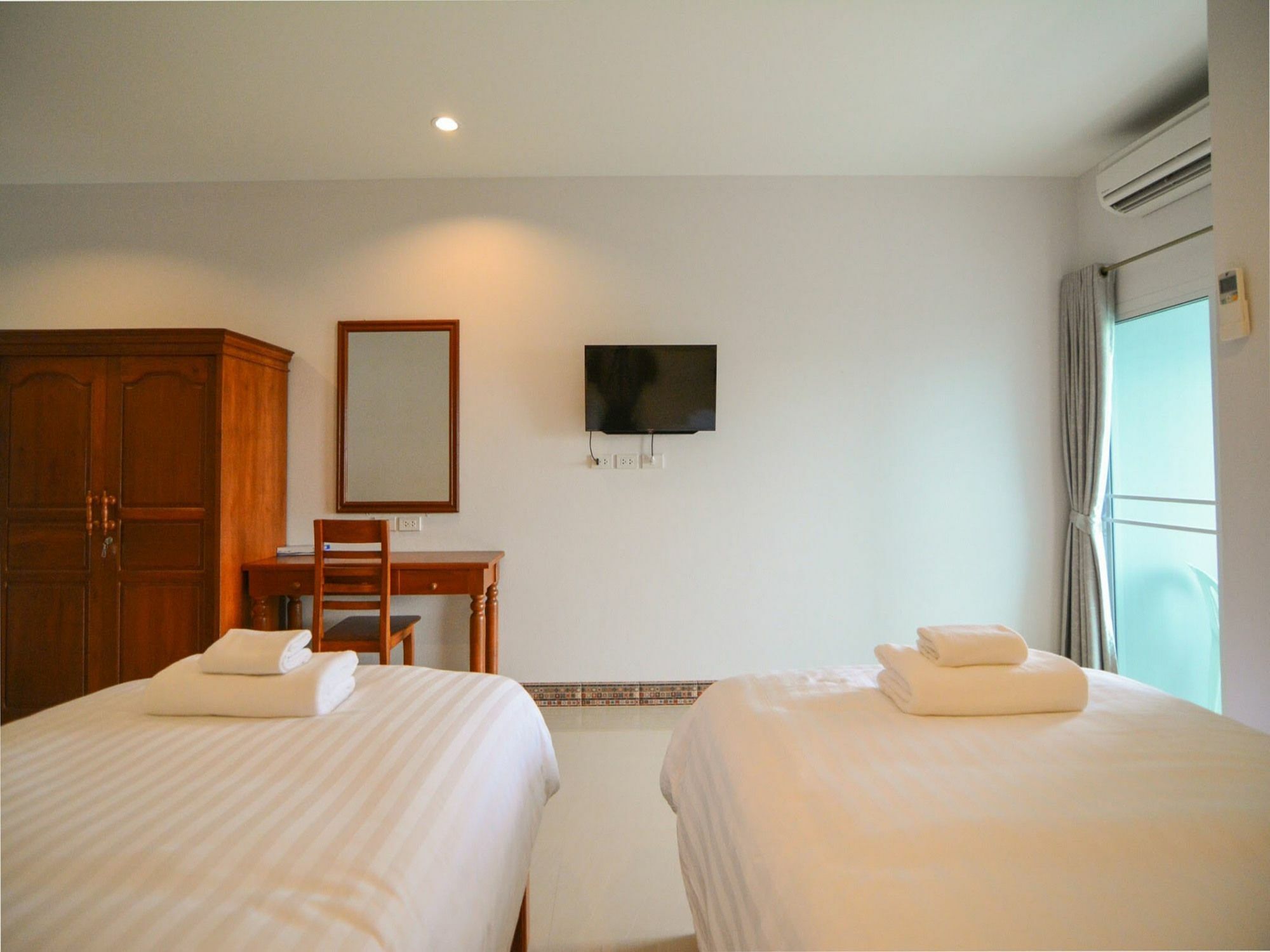 Aparthotel Baan Yokmhanee 3*