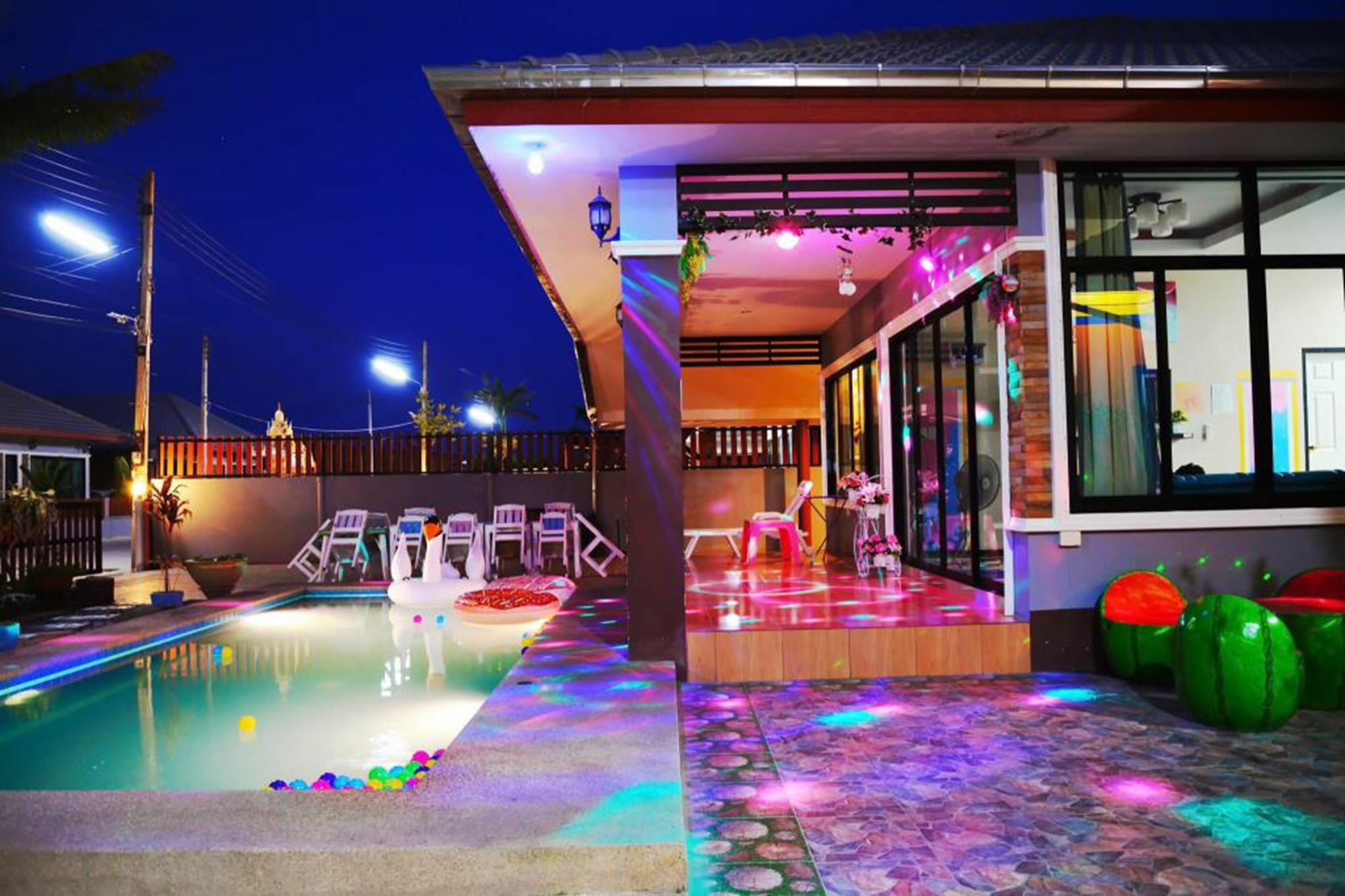 Baan Korbua Cha-Am