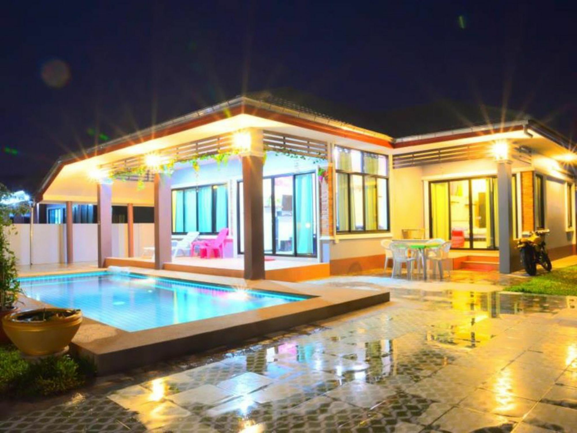 Baan Korbua Villa *