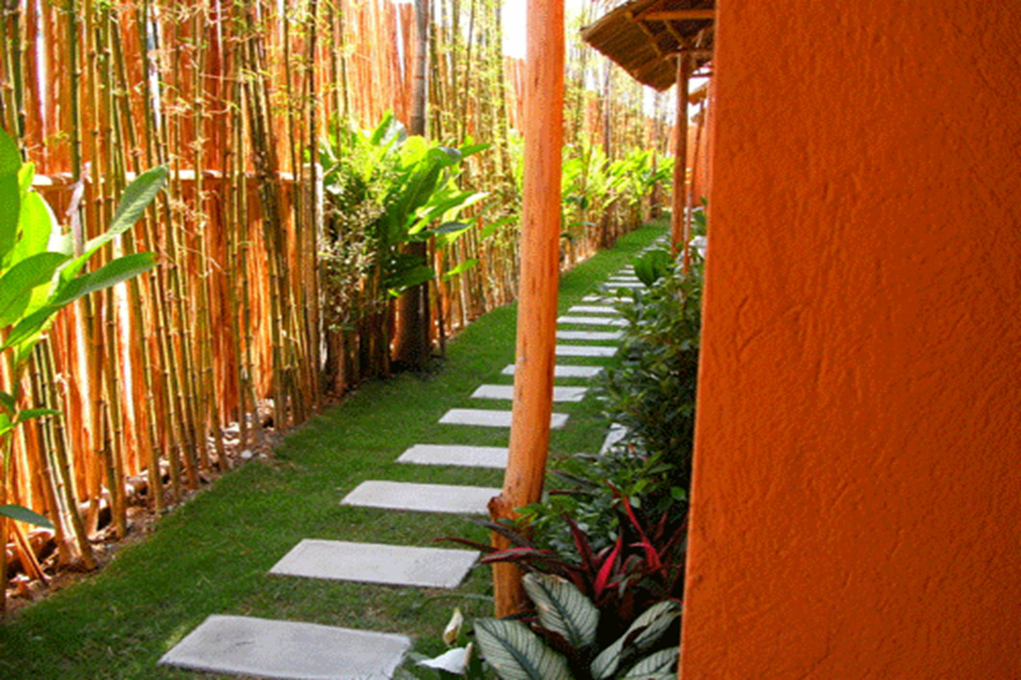 Hotel The 3*