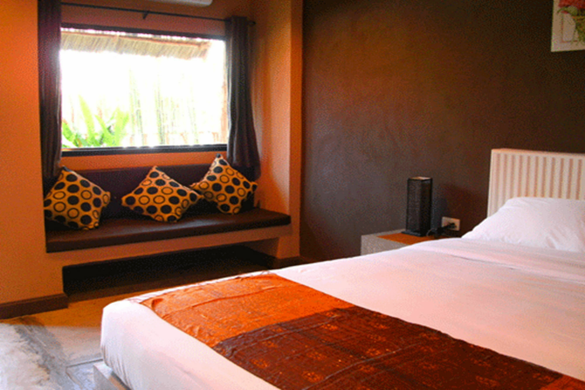 Hotel The 3*