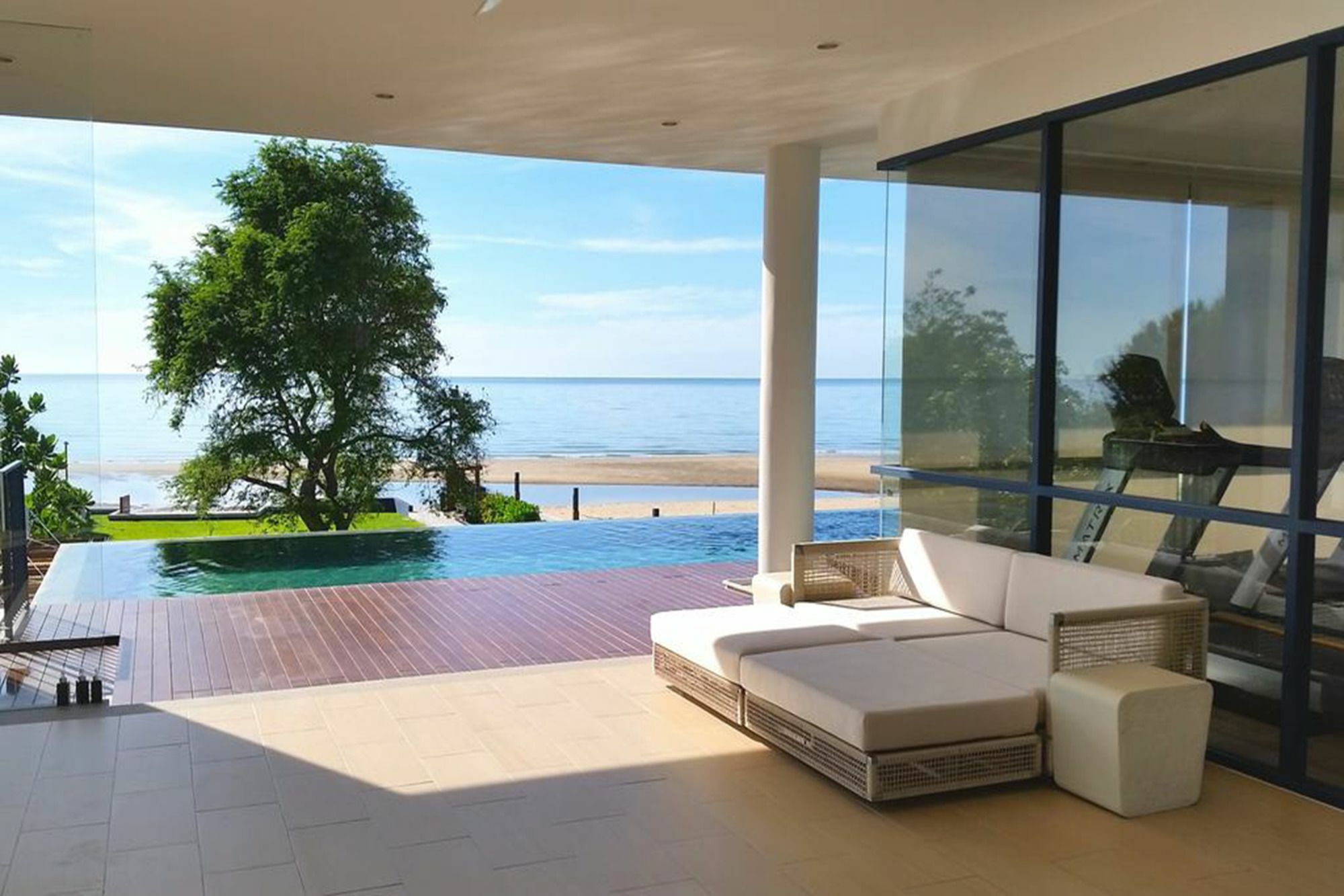 Apartment Baan Thew Talay Blue Sapphire 353