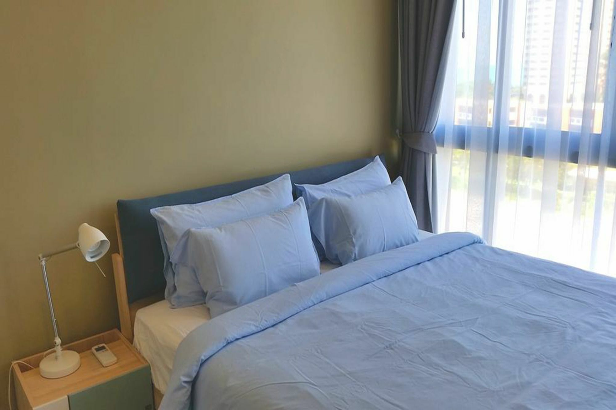 Baan Thew Talay Blue Sapphire 353 Apartment