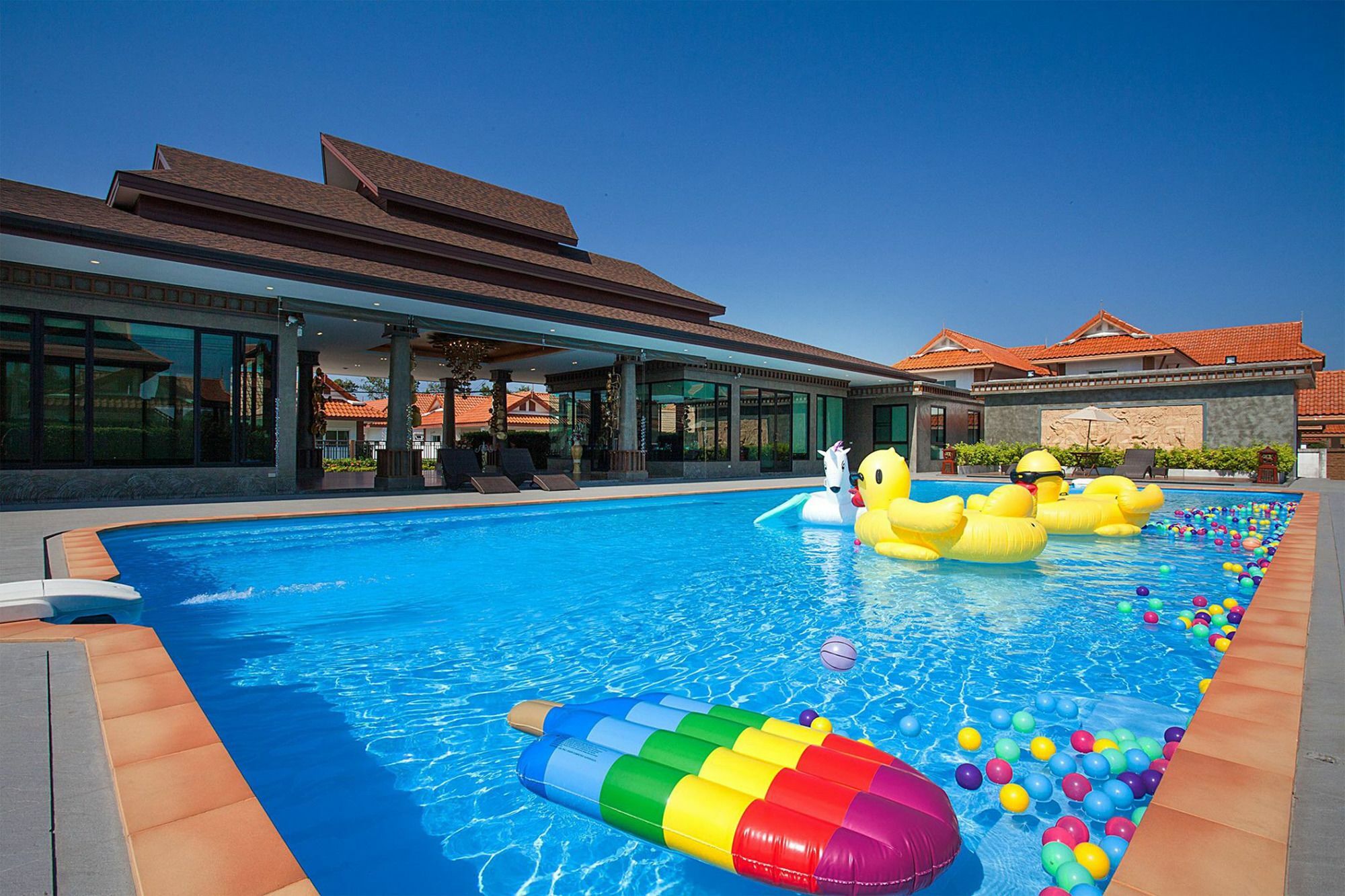 Resort Baan Thai Lanna Pattaya Sattahip