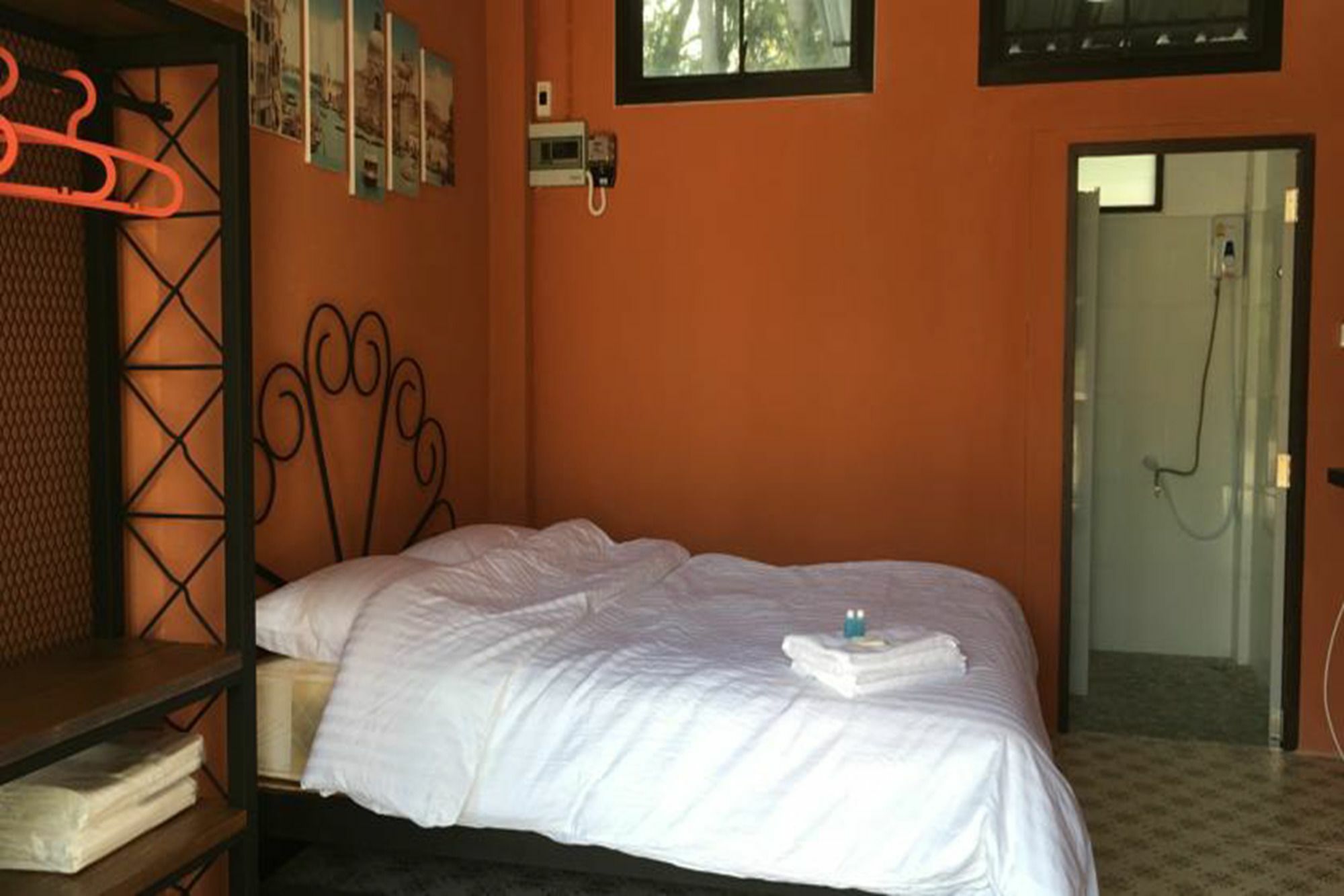 Phutara Guest house 2*