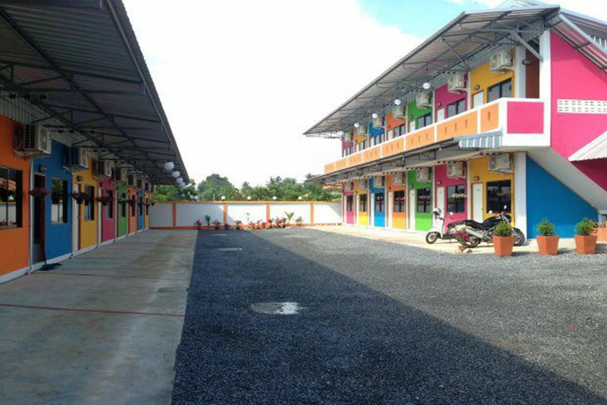 Mee Rak Vintage Guest house Bang Sare