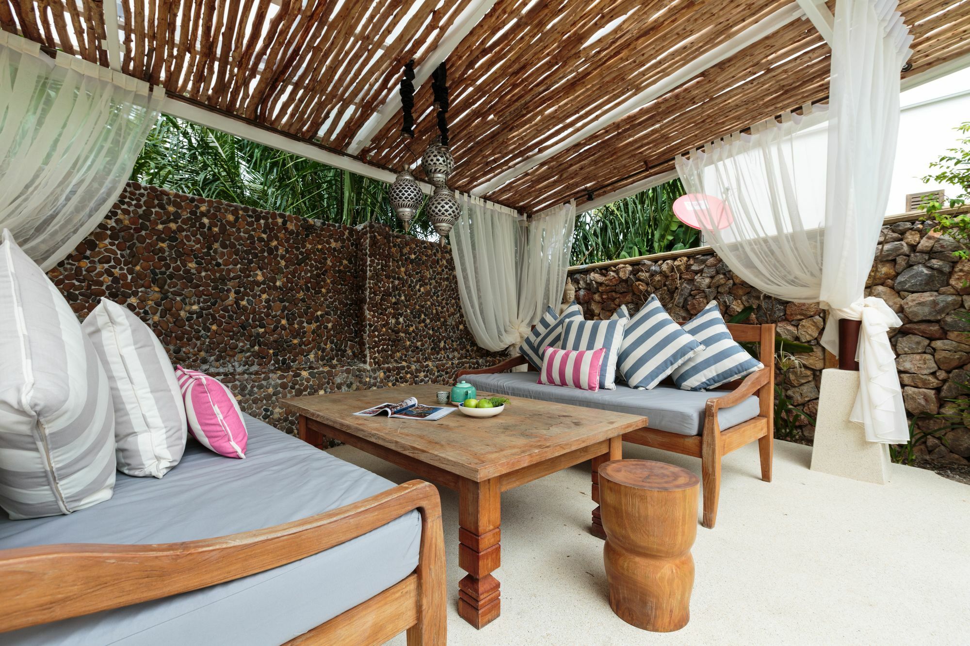 Baan Fah Sai 4br Private Pool & Walk To Villa Laem Set Beach