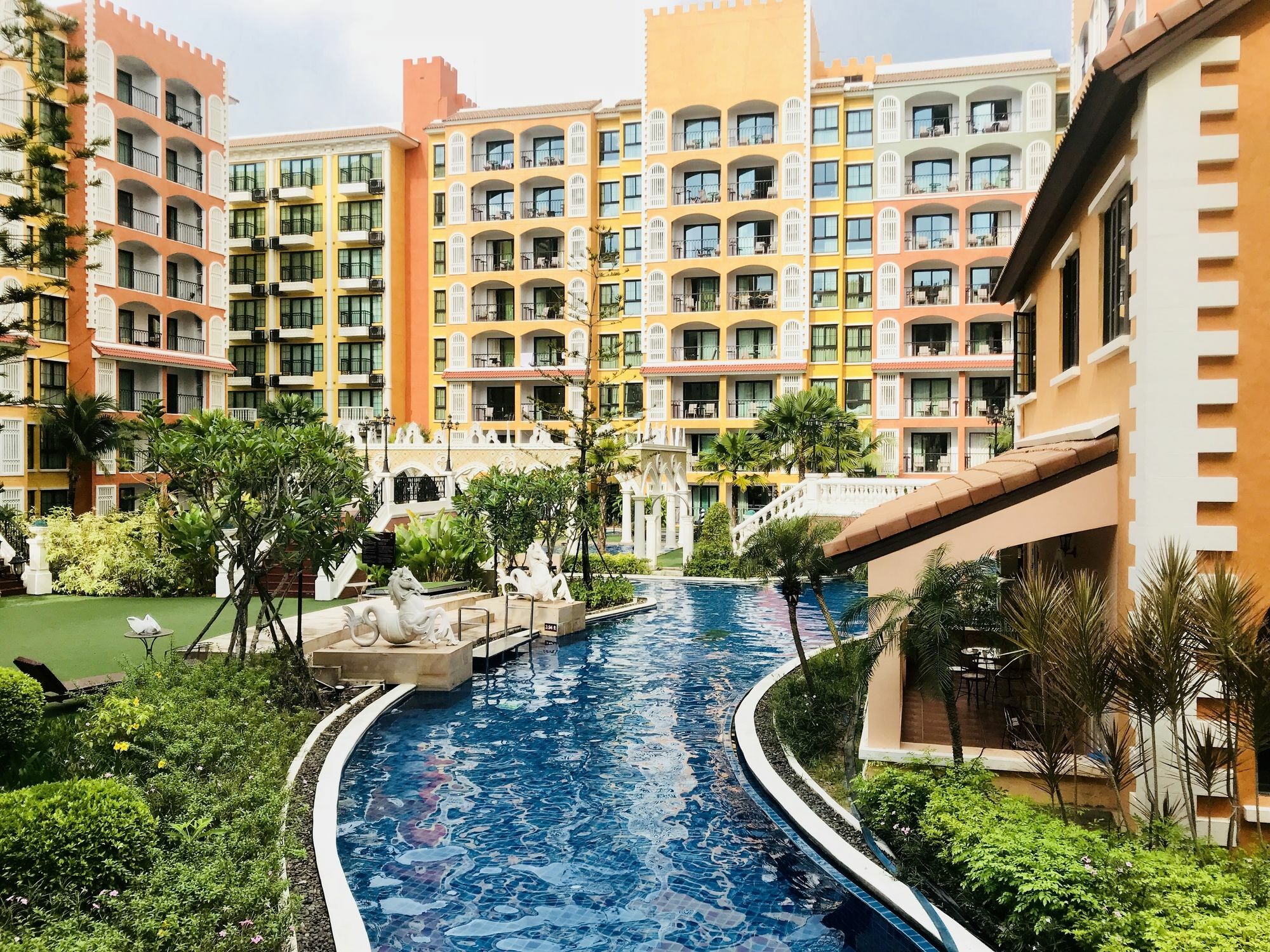 Venetian Pattaya * Sattahip