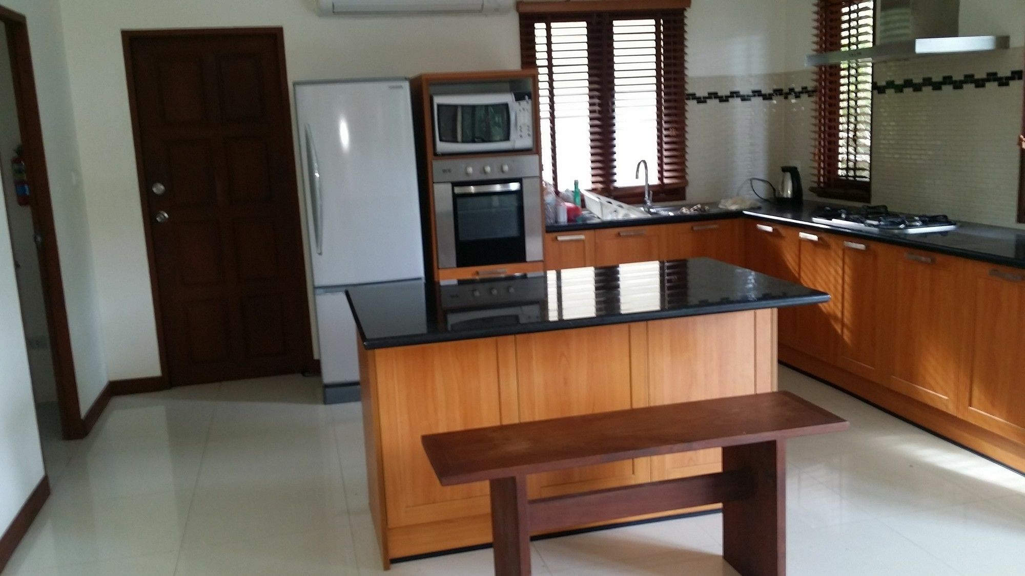 Baan Luxor Villa *