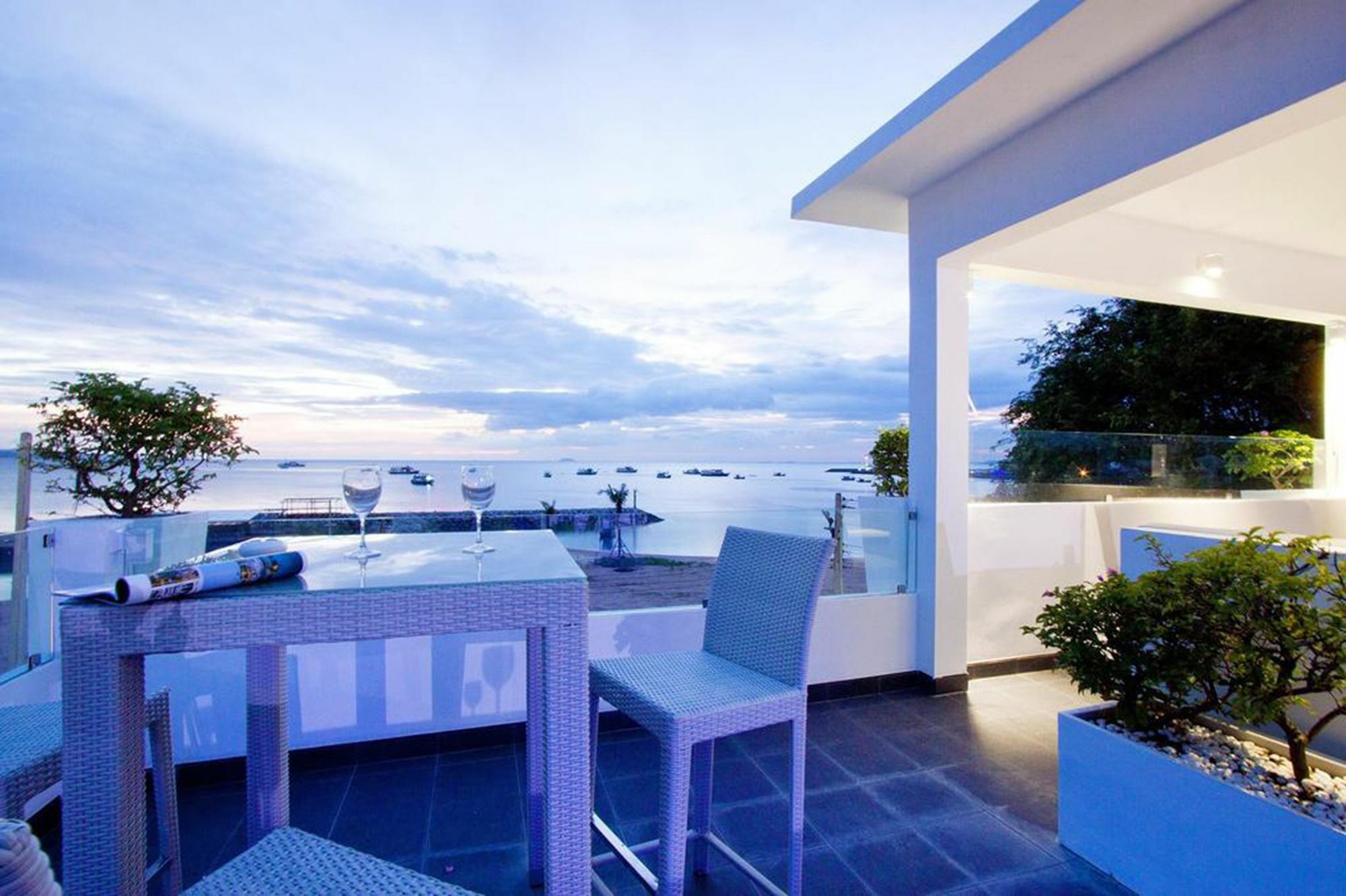 Villa 7th Heaven Front *