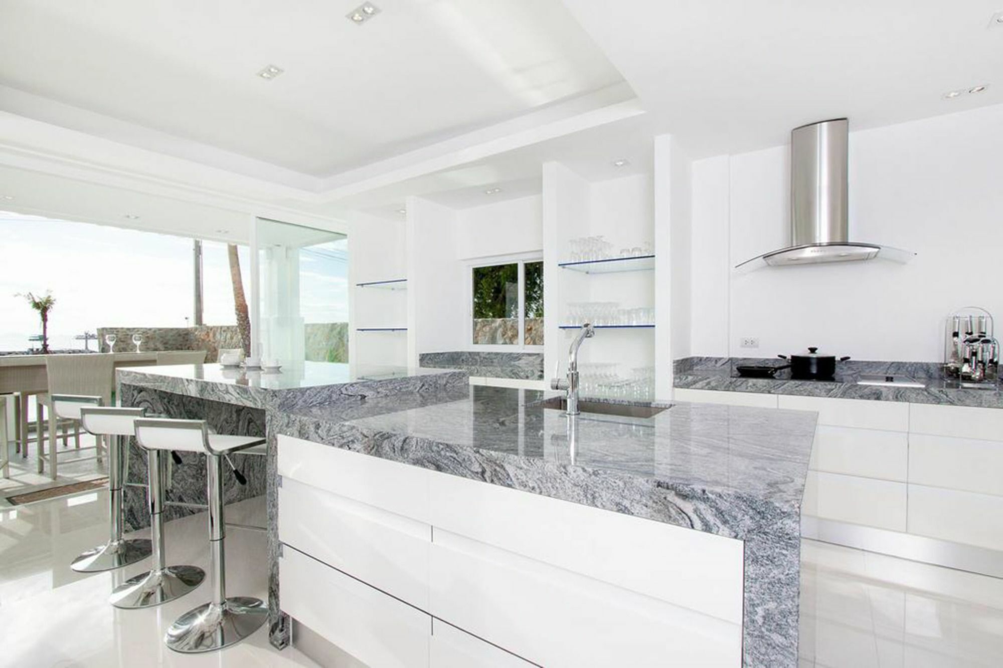 7th Heaven Front Villa