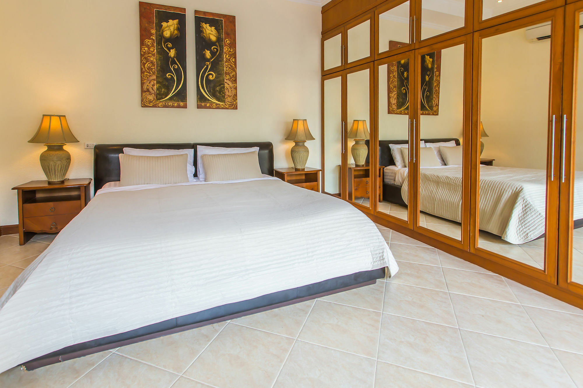 Pattaya Villa *