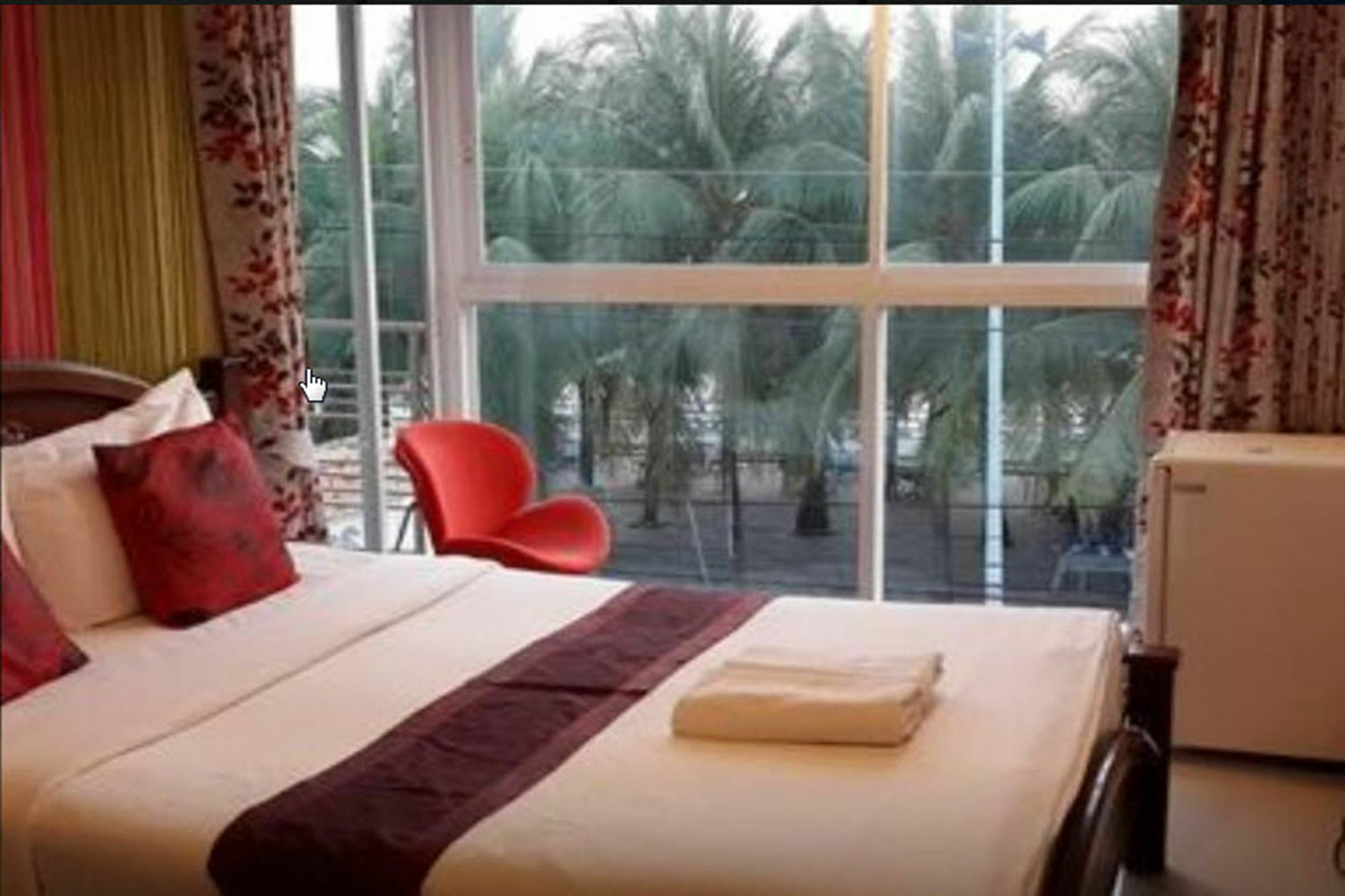 Hotel Luxury 2*