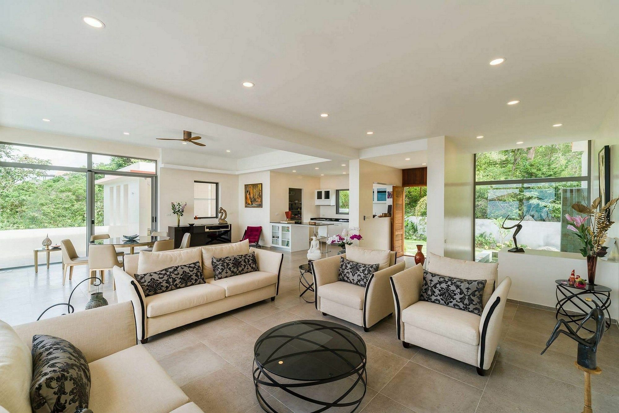 Ying Yang Villa *