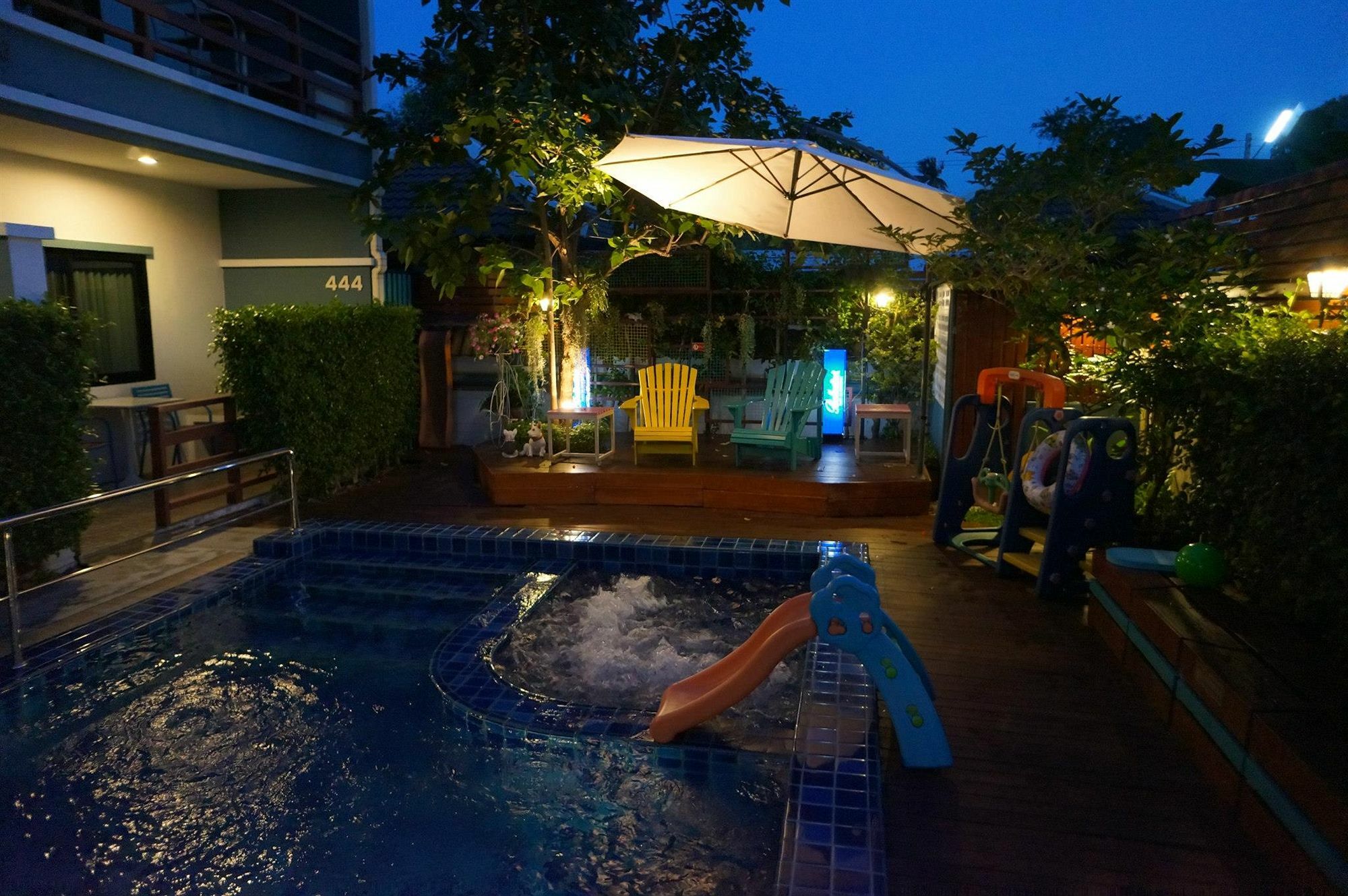 Guest house Baan I Un Pool