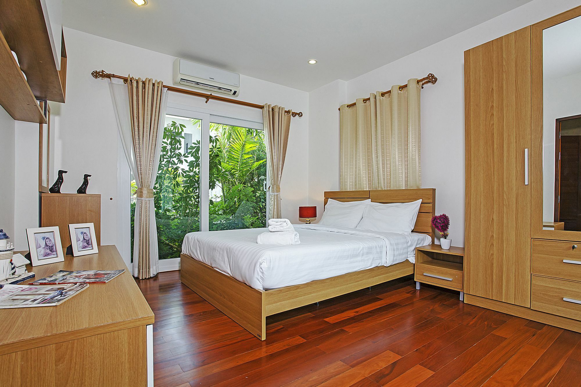 Villa Rossawan Pool Bang Lamung