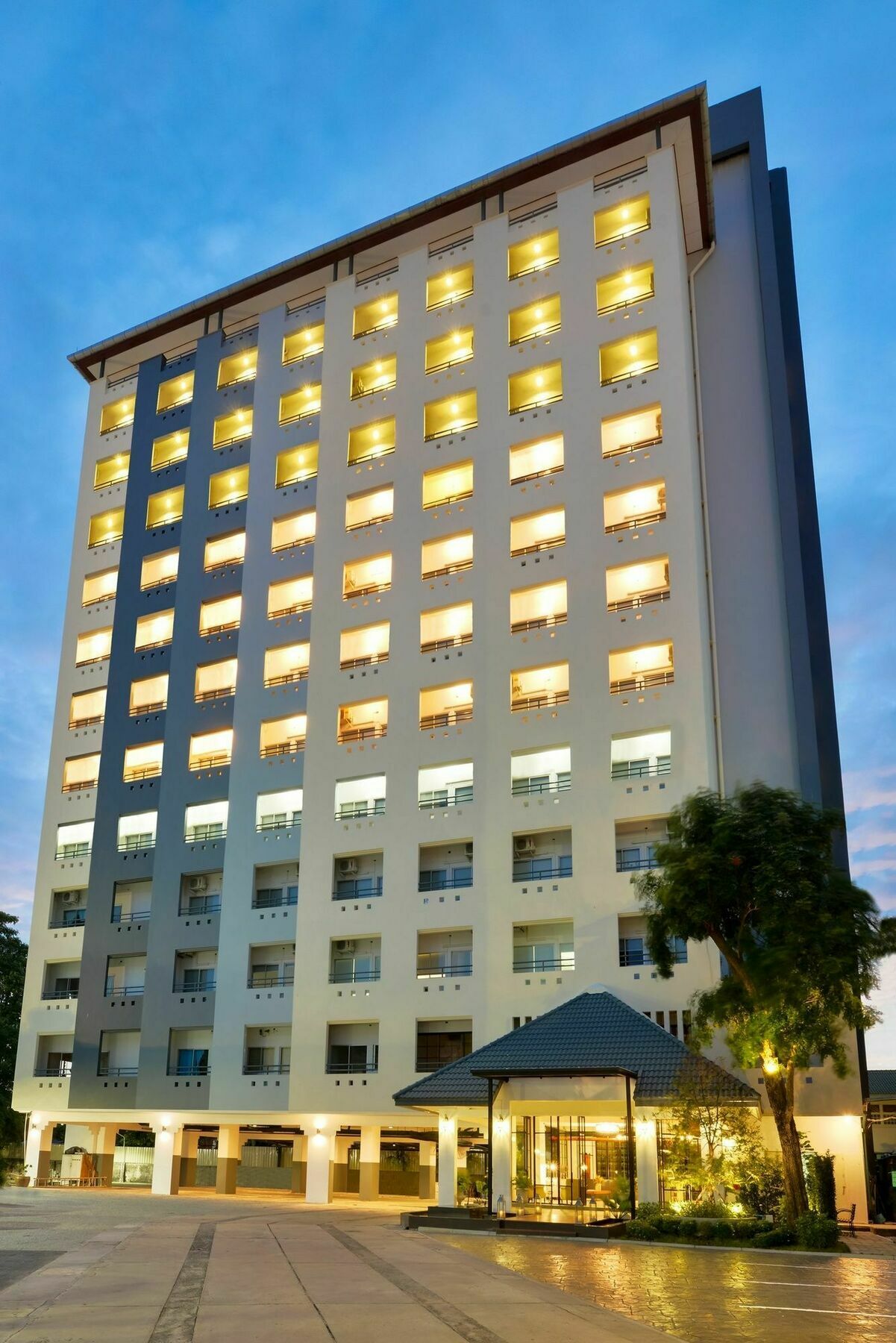 Ruenthip Pattaya 4* Pattaya