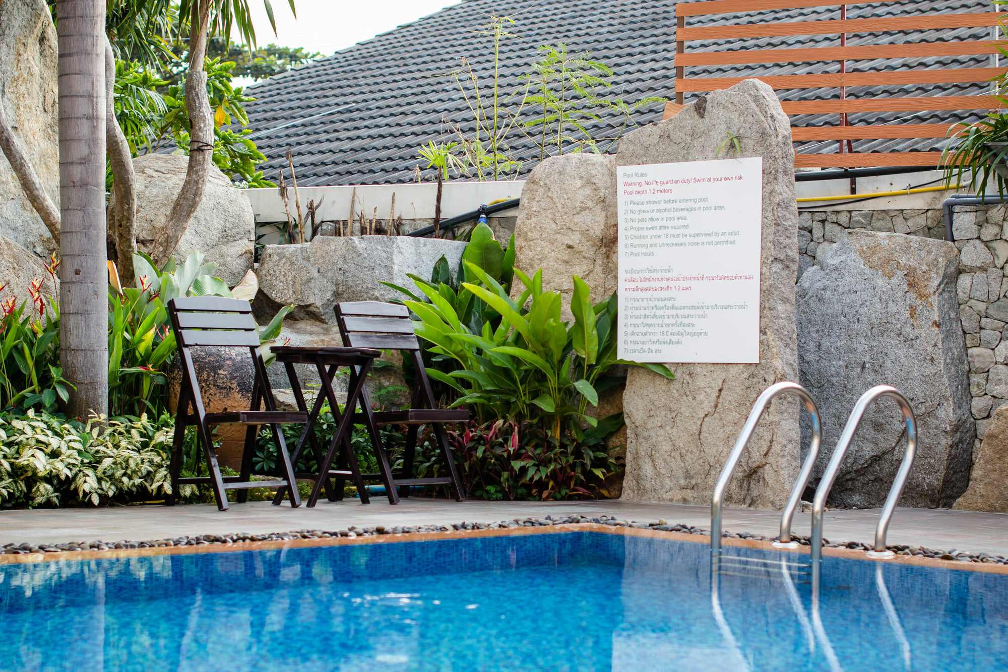 Phu Places Aparthotel 3*
