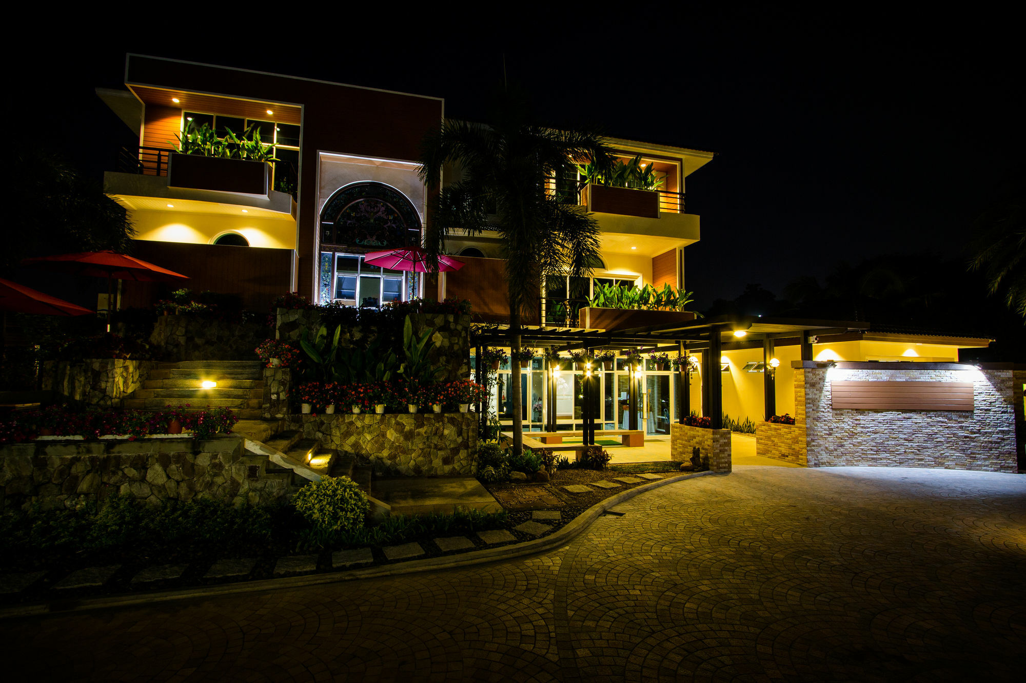 Aparthotel Phu Places 3*