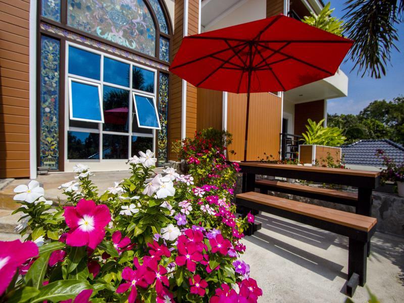 Aparthotel Phu Places Bang Saen