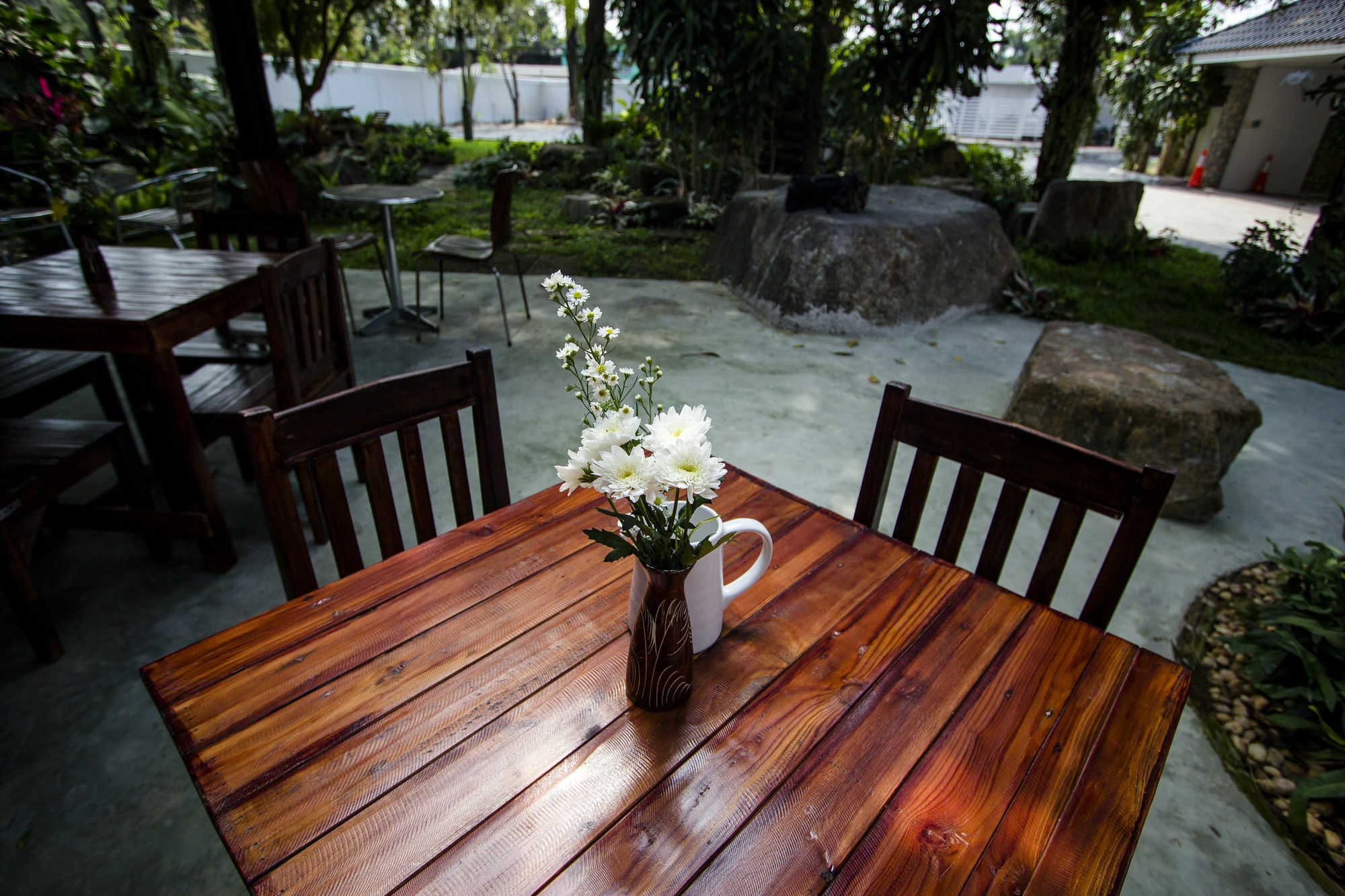 Phu Places Aparthotel