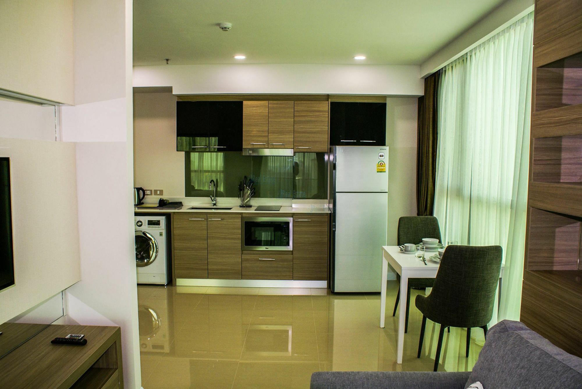 Hotel Dusit Grand View Jomtien