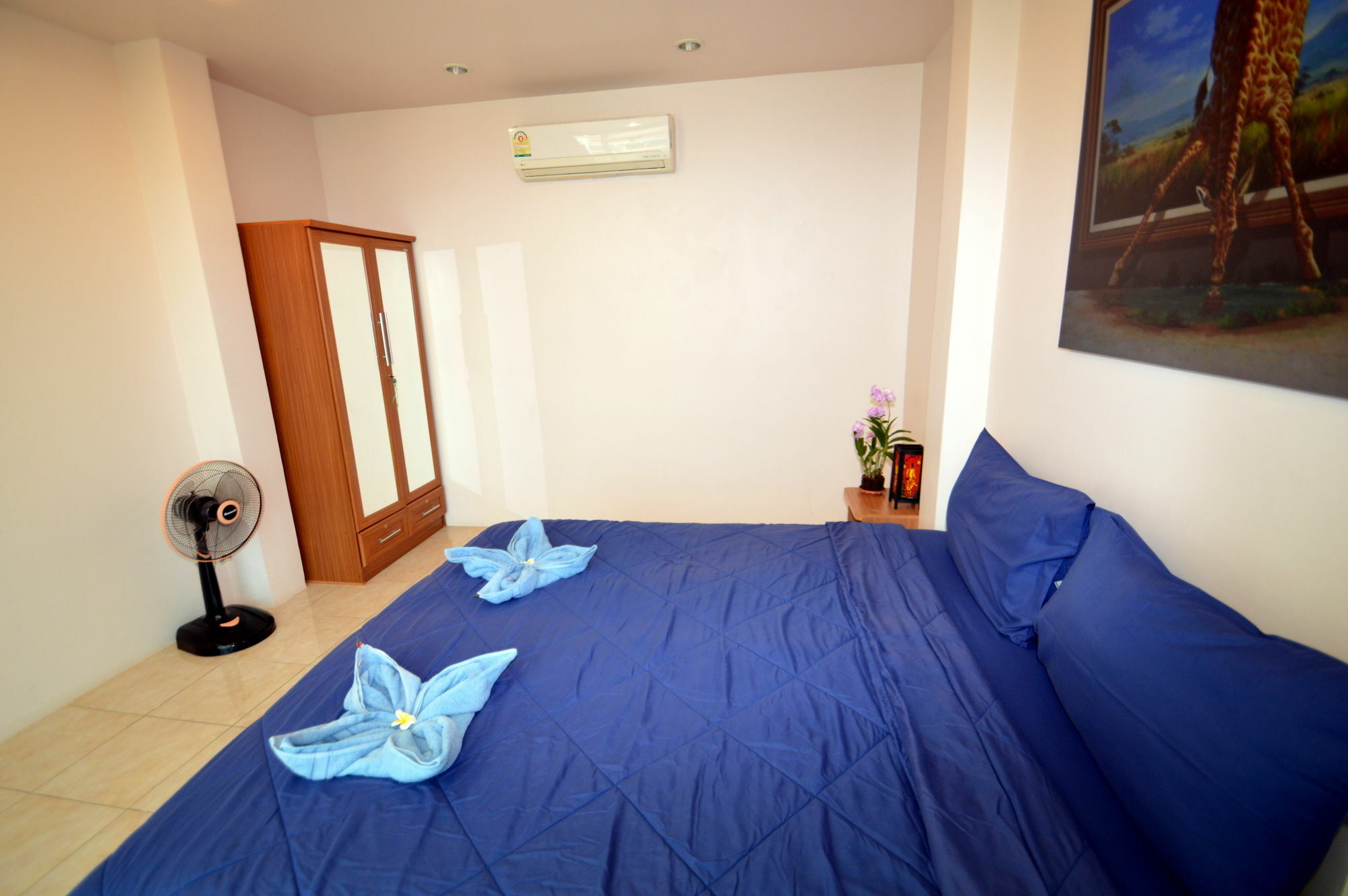 Hotel The Five-o 2*
