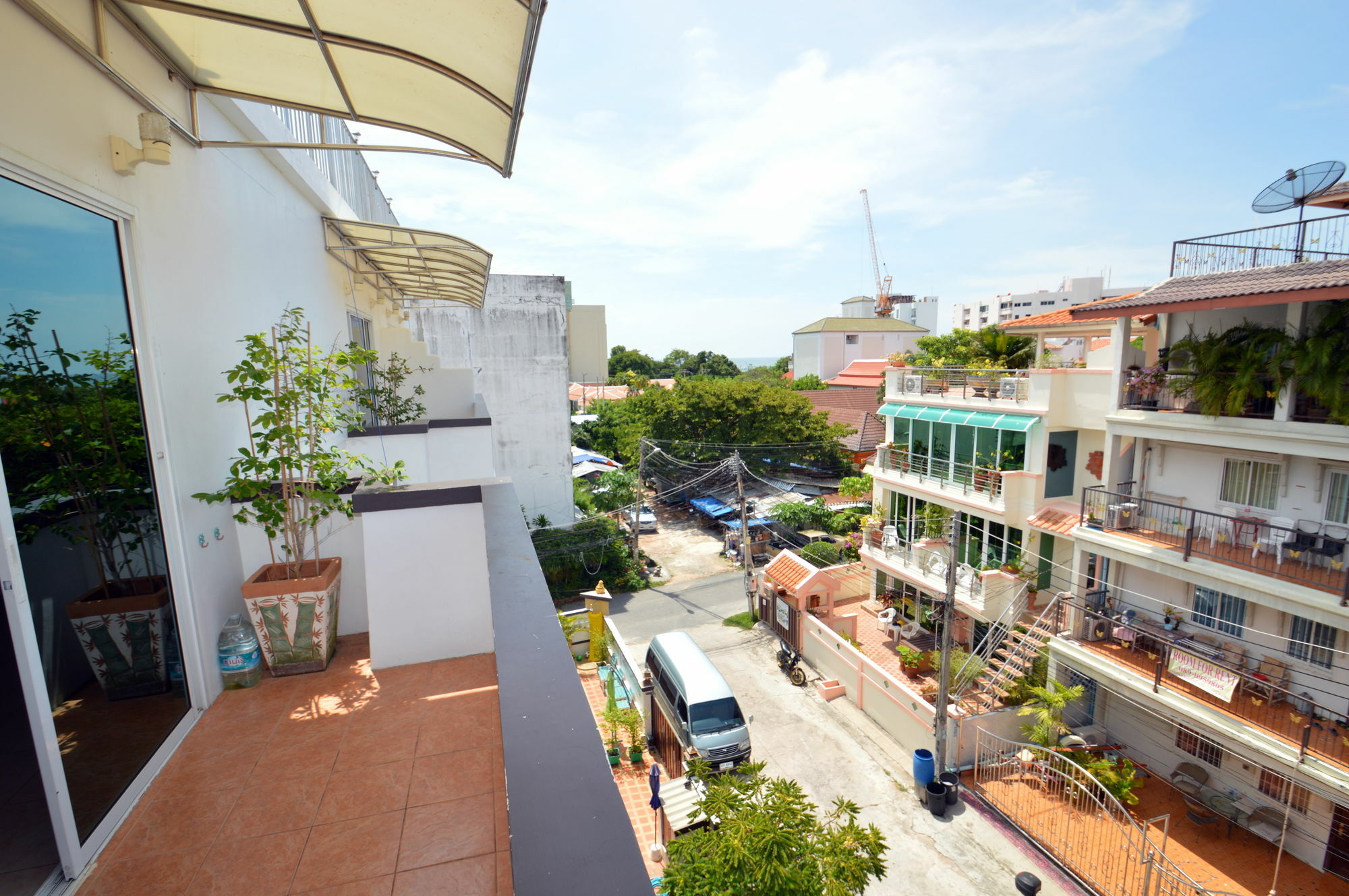 The Five-o Hotel Bang Lamung