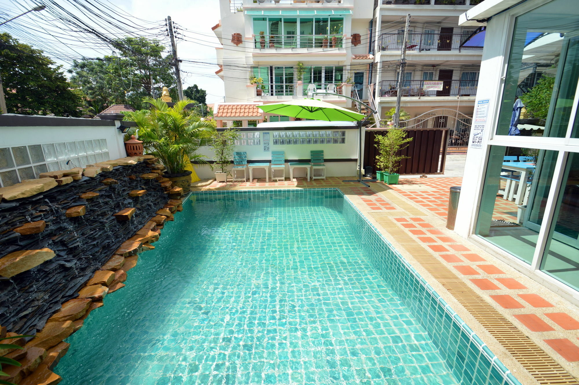 Hotel The Five-o