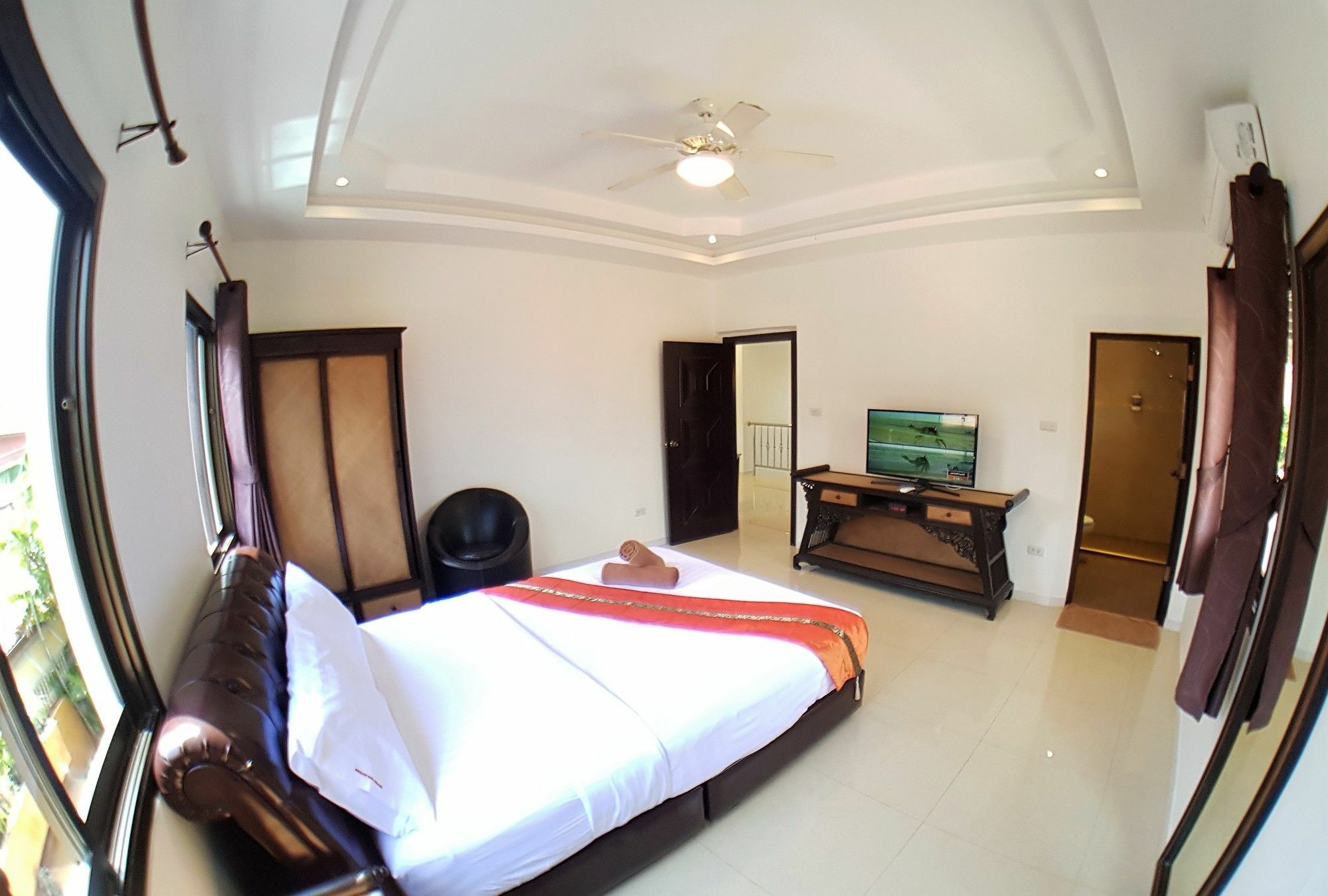 Hideland - The Luxury Tropical *