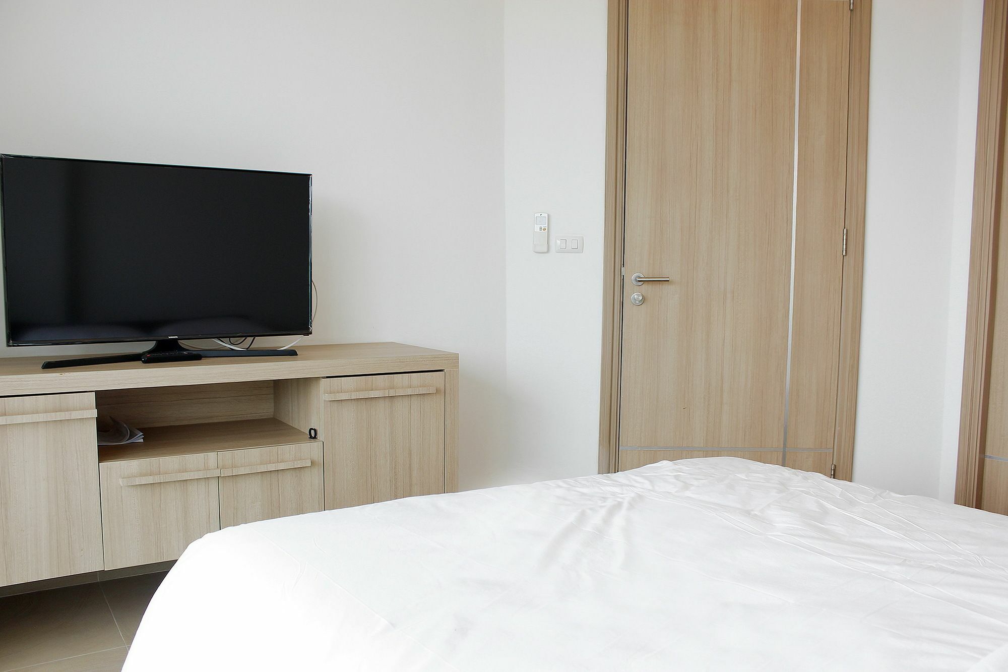 Paradise Ocean View Front In Pattaya Apartment Bang Lamung
