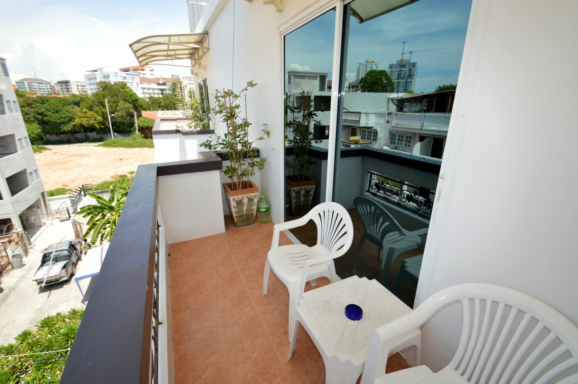 The Five-o Hotel