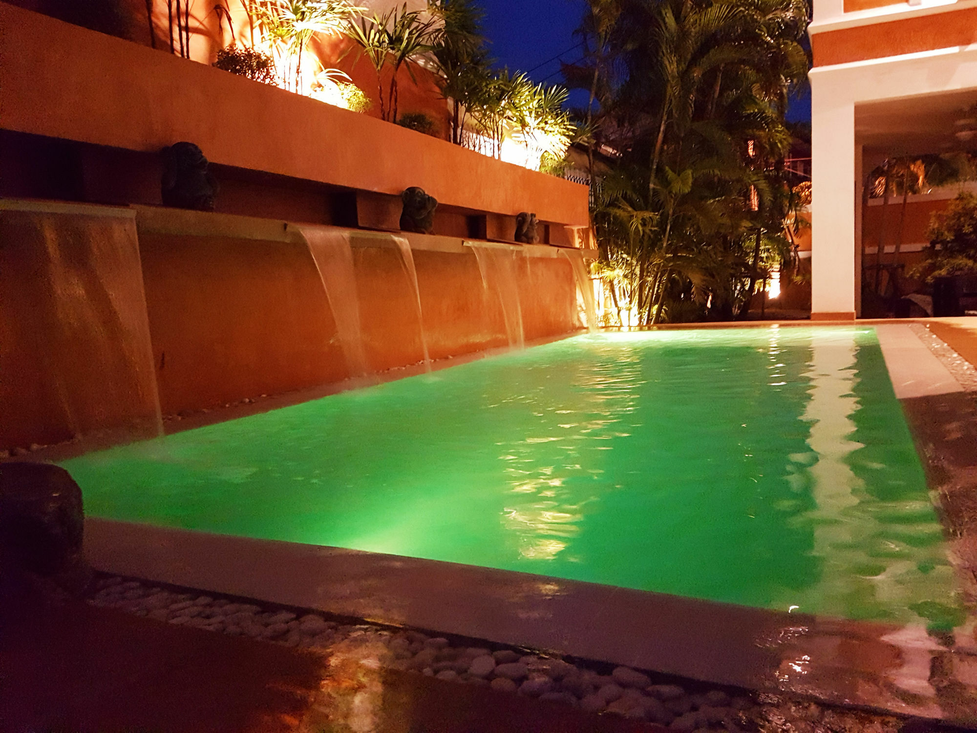 Hideland - The Luxury Tropical Villa *