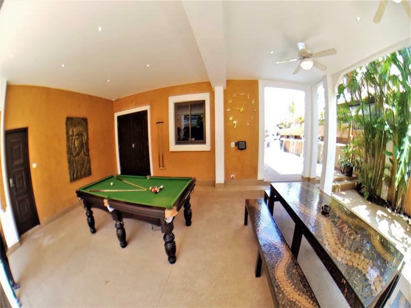 Hideland - The Luxury Tropical