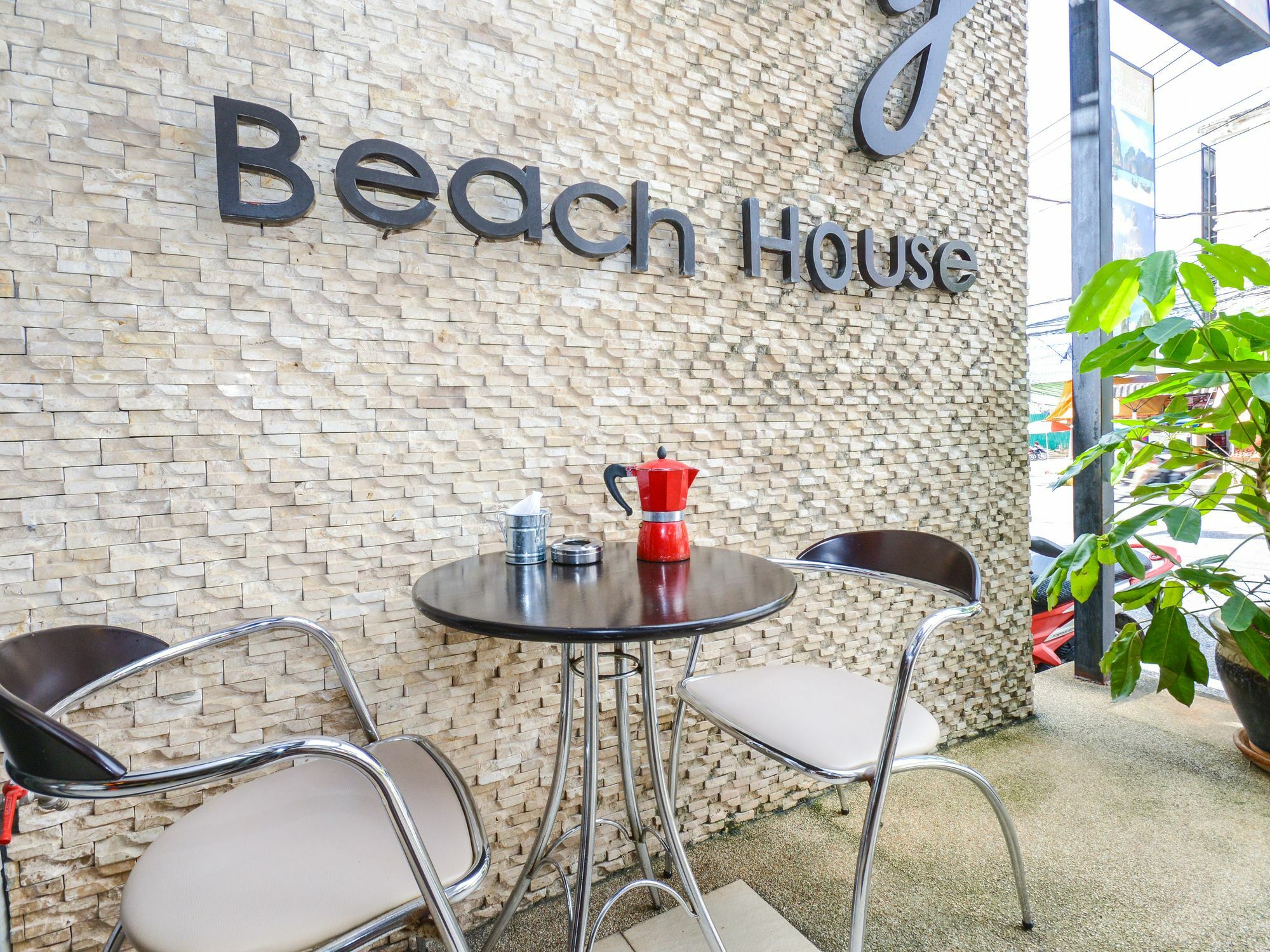 Enjoy's House & Cafe' 2*
