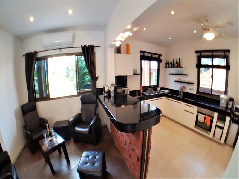 Hideland - The Luxury Tropical Villa *