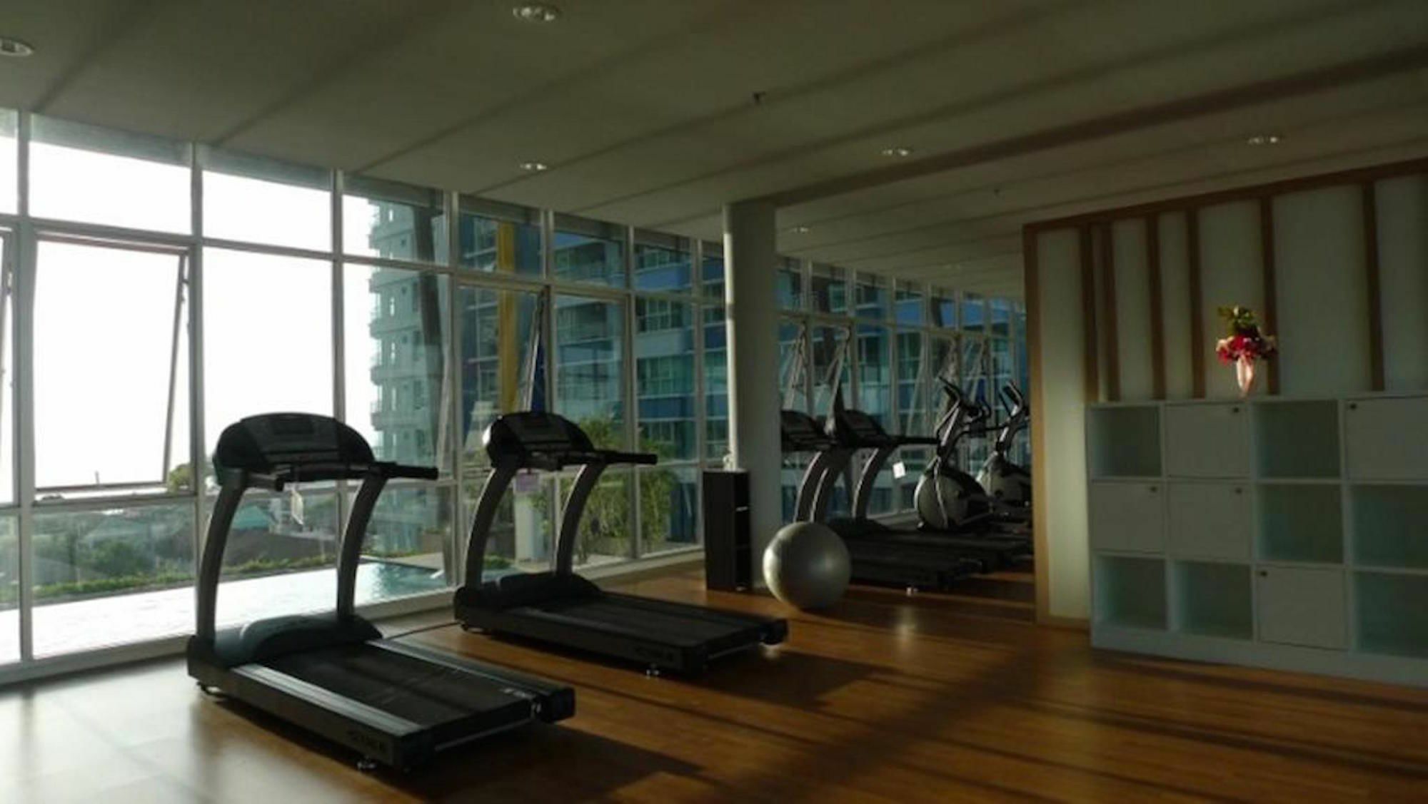 The Ralaxing At Lumpini Park Condominium. Hotel