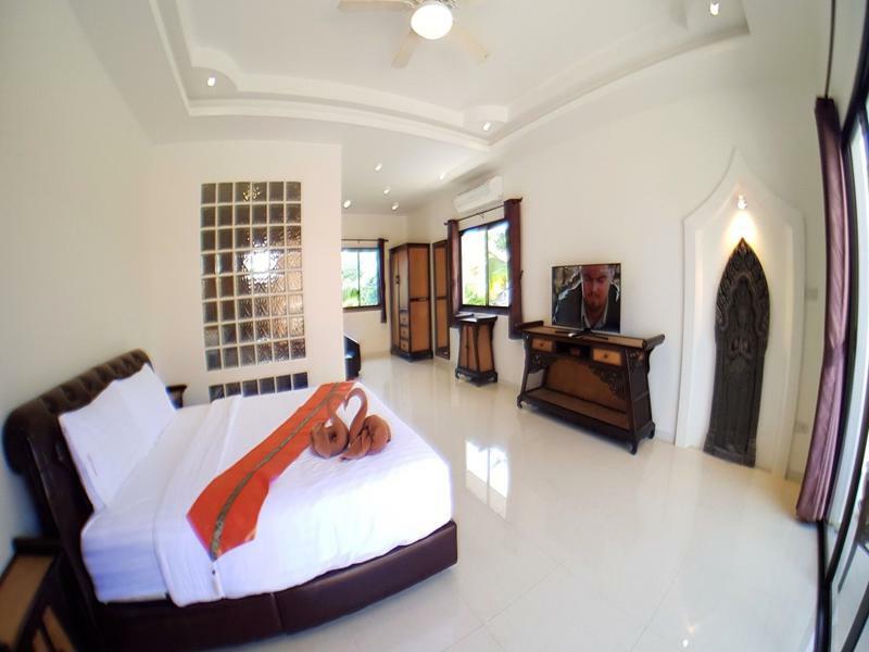 Villa Hideland - The Luxury Tropical