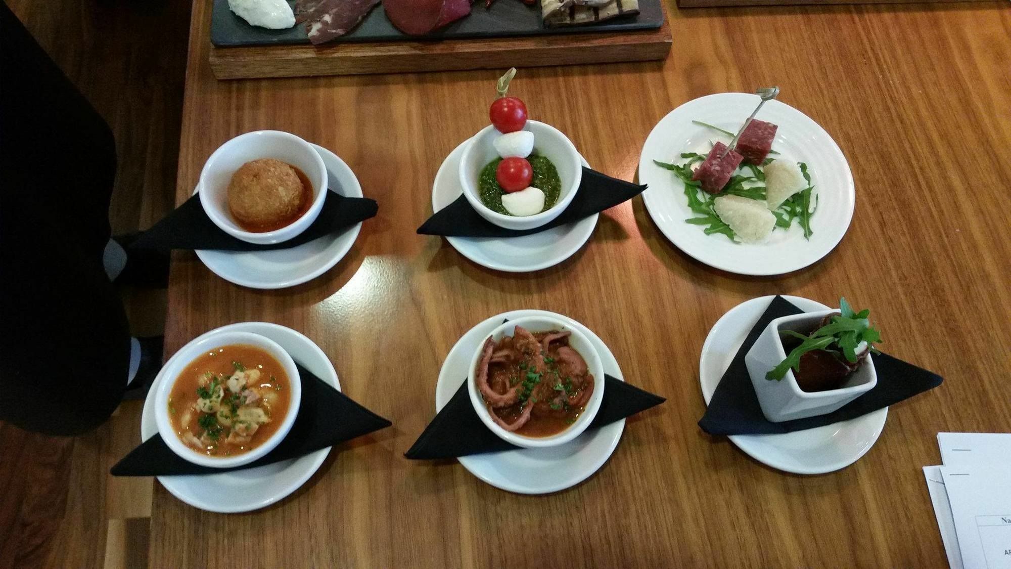 Hotel Enjoy's House & Cafe' 2*