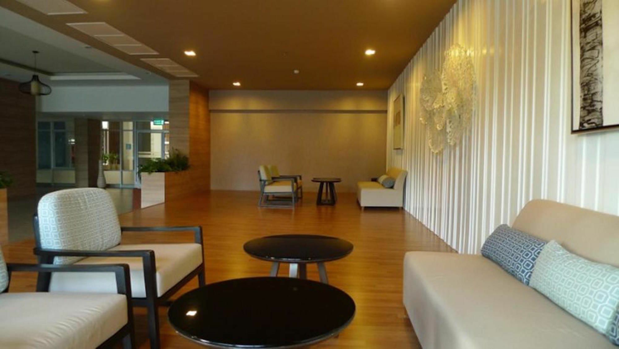 The Ralaxing At Lumpini Park Condominium. Hotel 3*