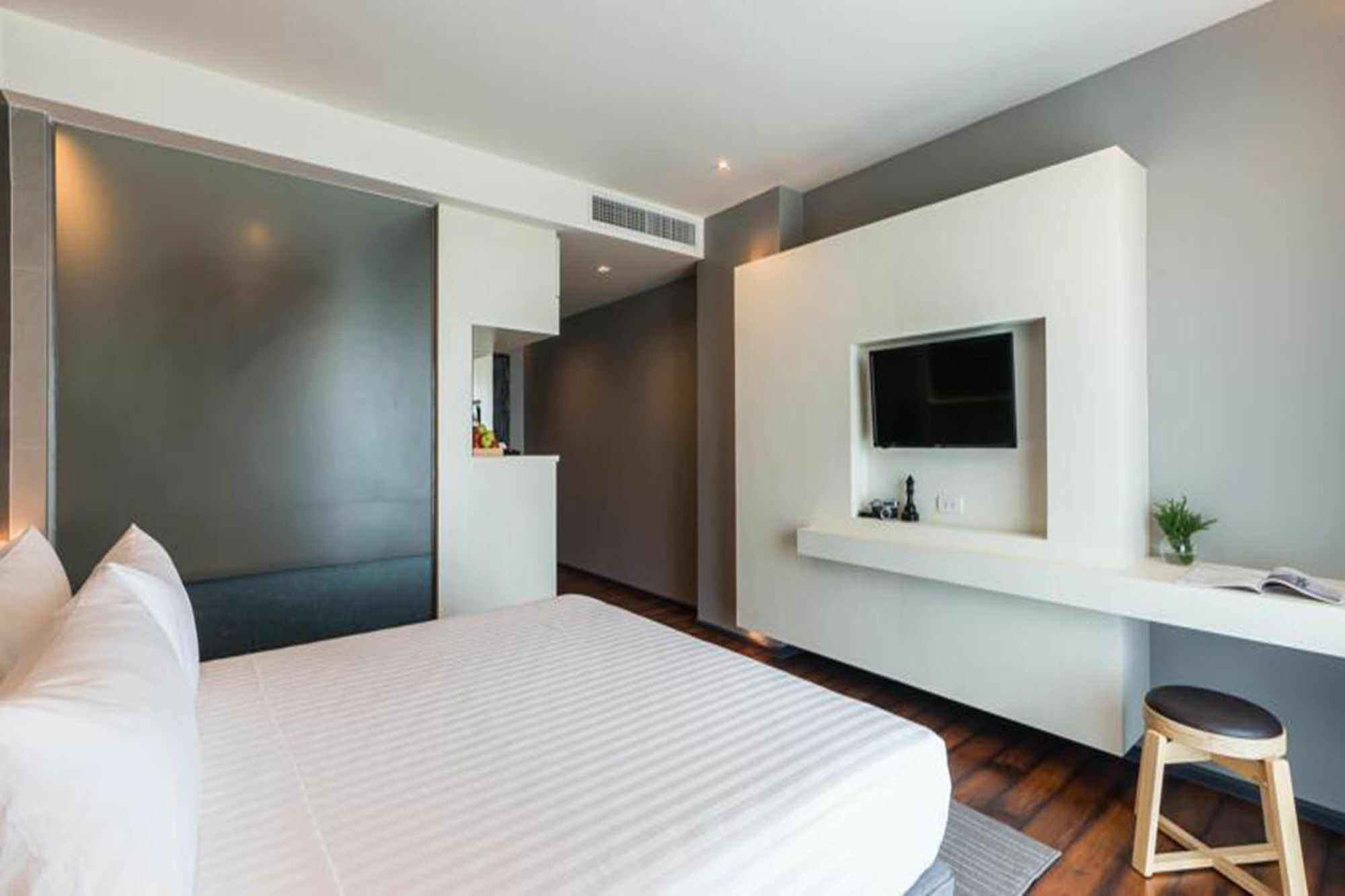 Sea Me Spring Tree Hotel (Adults Only) Pattaya