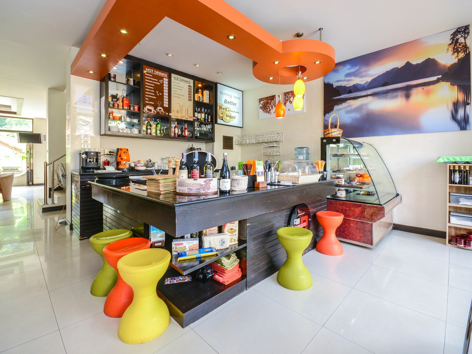 Enjoy's House & Cafe' 2* Ban Karon
