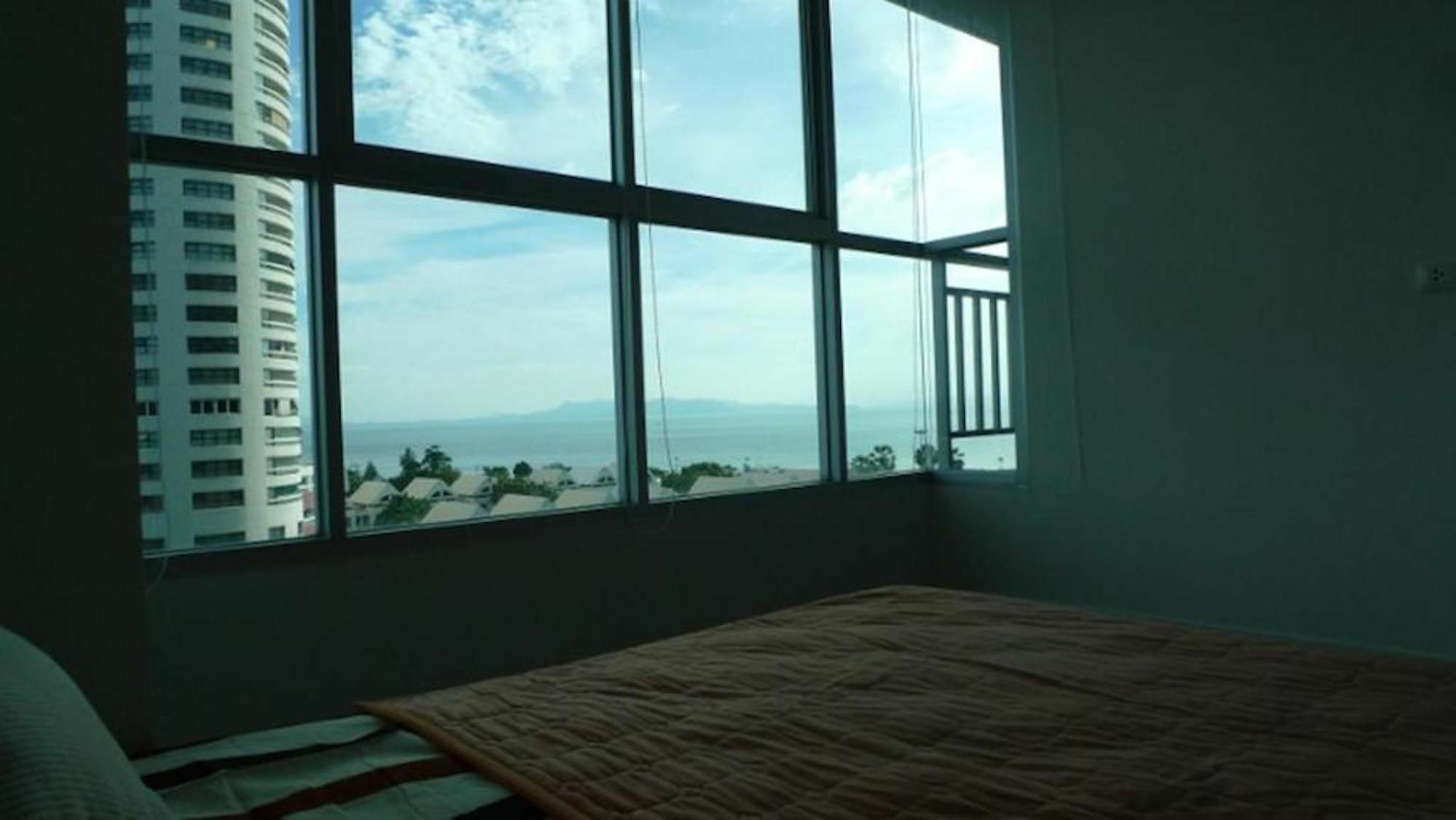 The Ralaxing At Lumpini Park Condominium.