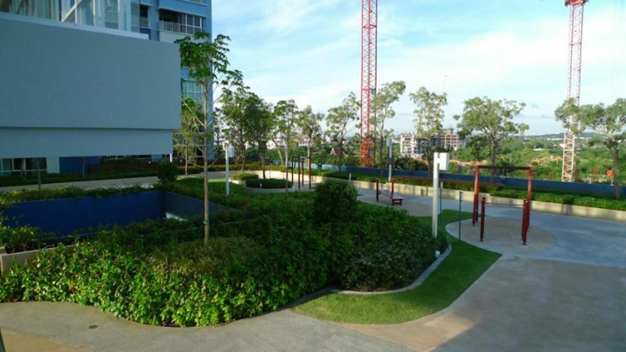 The Ralaxing At Lumpini Park Condominium. 3*